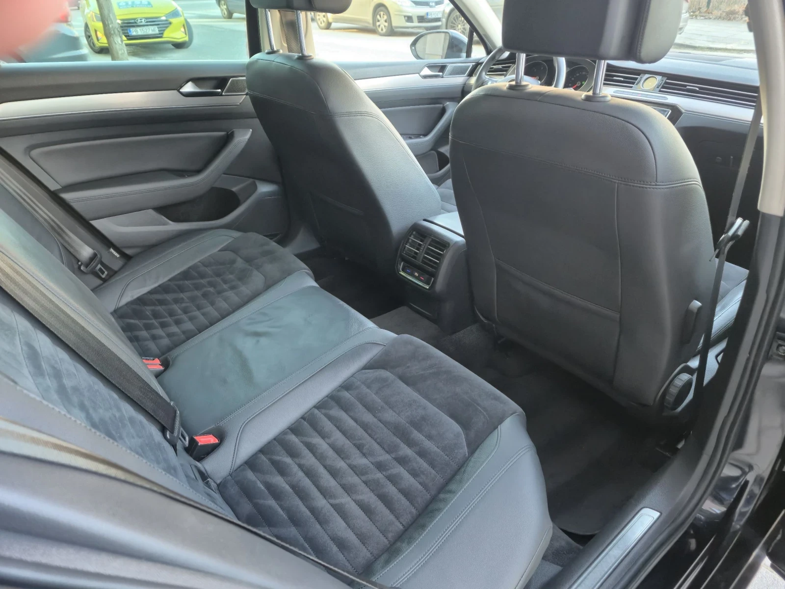 VW Passat 2.0TDI#Hightline#FULL LED# | Mobile.bg � ����������� 12