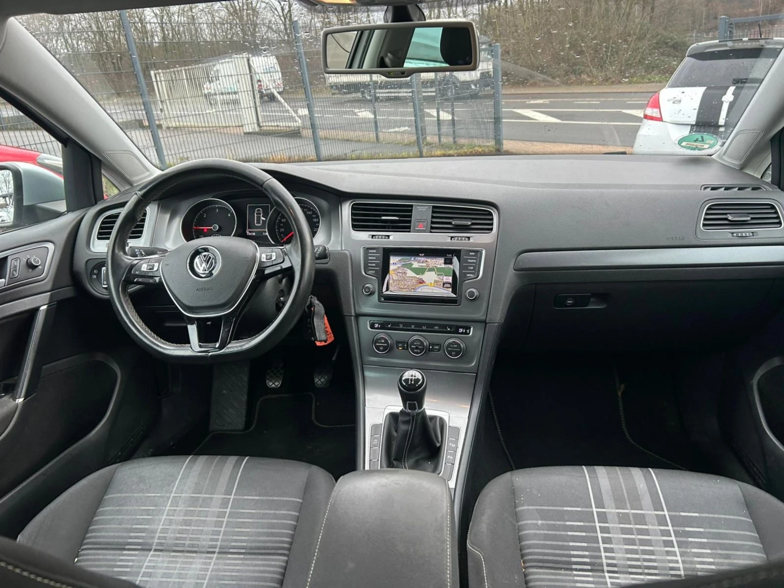 VW Golf 1.6 ����� | Mobile.bg � ����������� 8