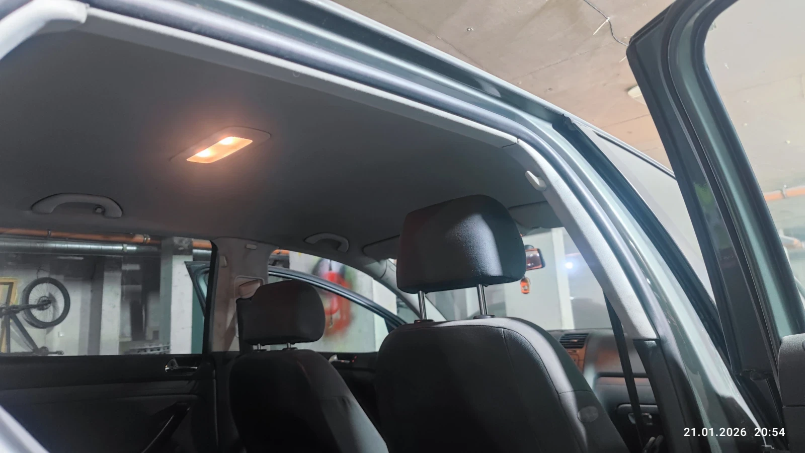 VW Golf 1.9 SDI 90к.с. без документи ЦЯЛ ЗА ЧАСТИ  - изображение 10