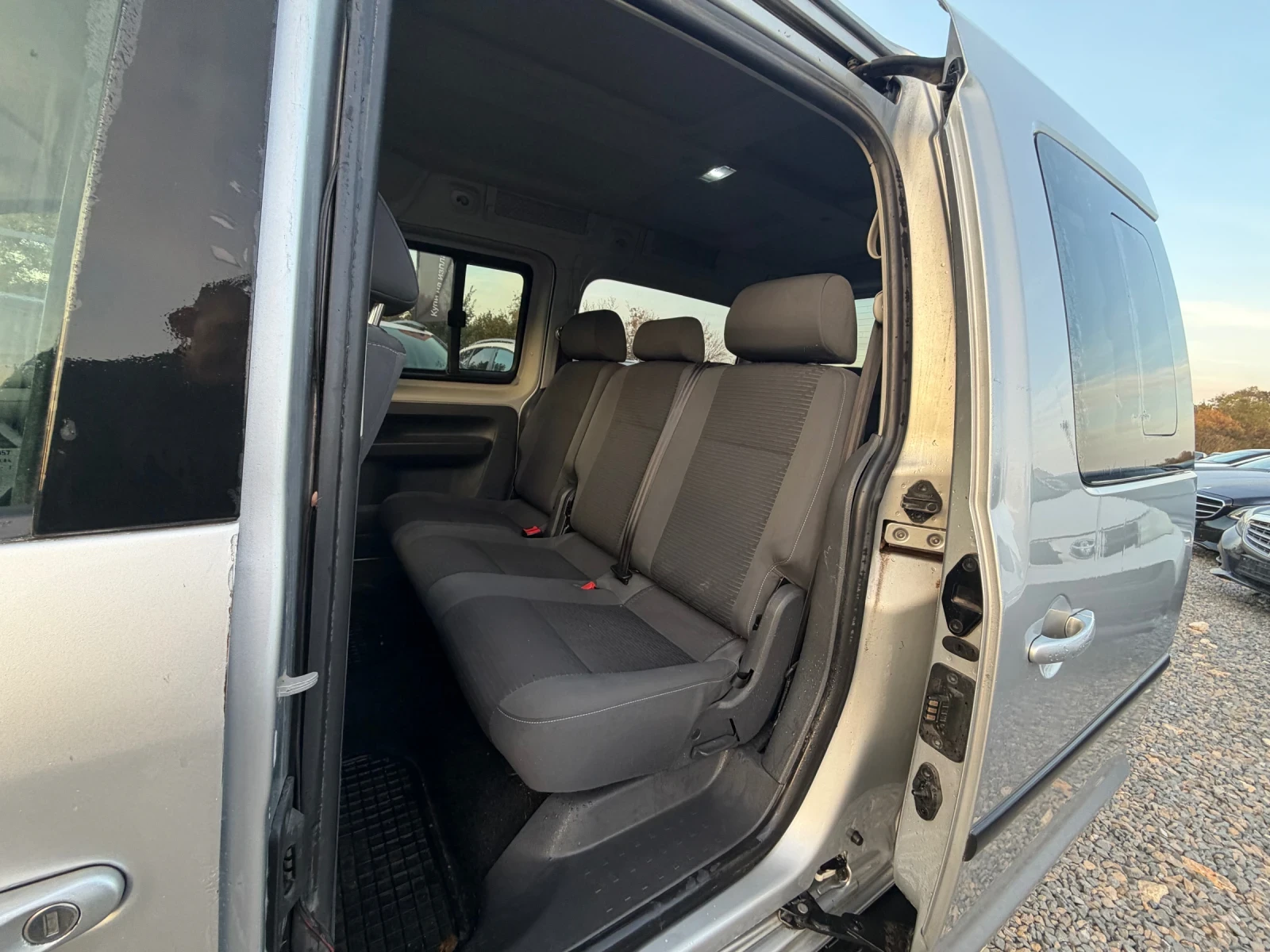 VW Caddy БАРТЕР* Maxi* 7места* , снимка 6 - Автомобили и джипове - 53600961