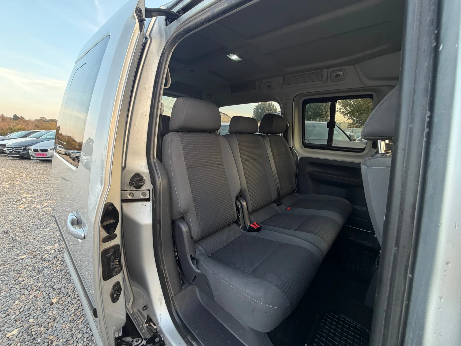 VW Caddy БАРТЕР* Maxi* 7места* , снимка 10 - Автомобили и джипове - 53600961