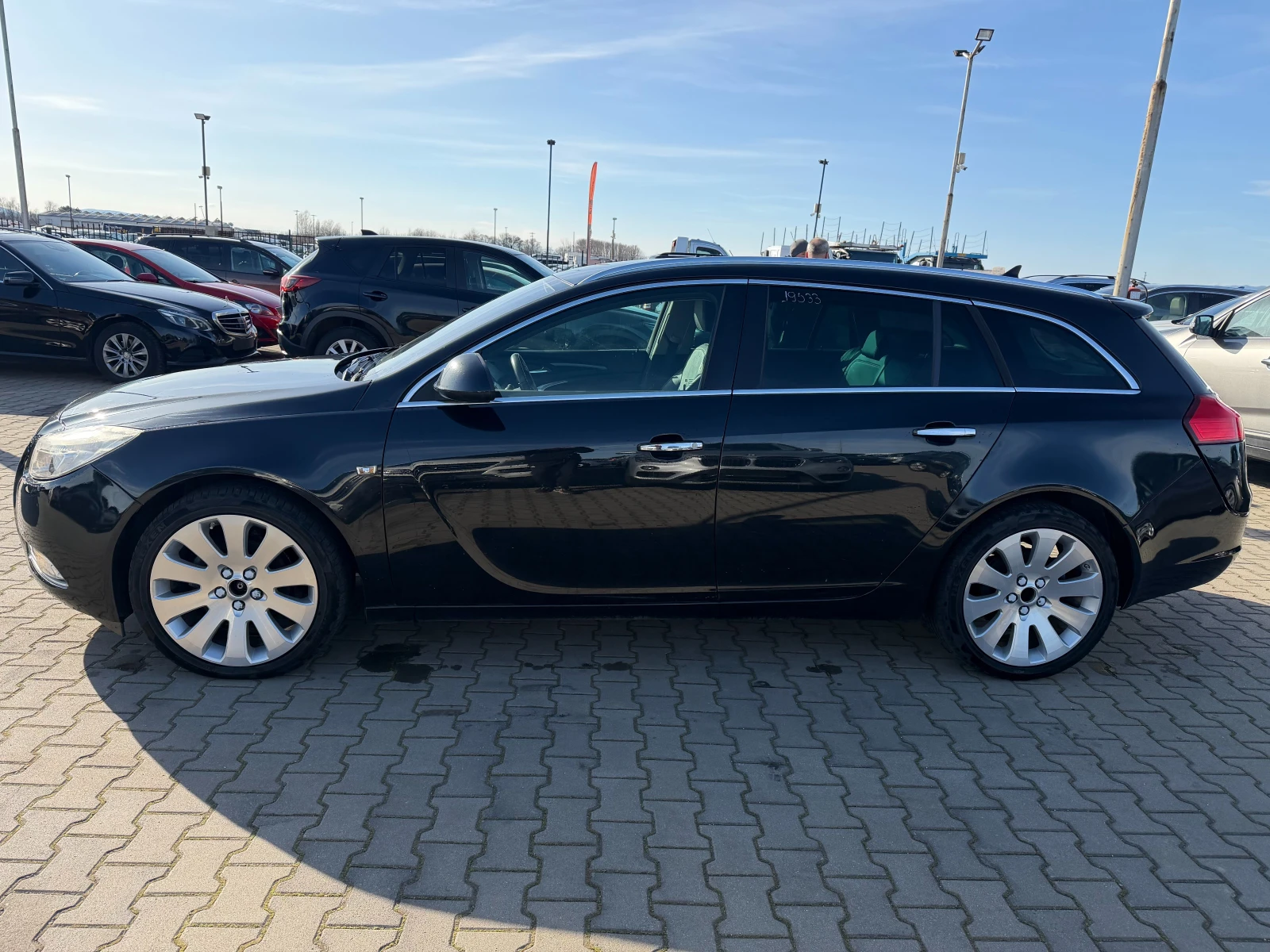 Opel Insignia 2.0CDTI NAVI/KOJA EURO 5, снимка 9 - Автомобили и джипове - 53637380