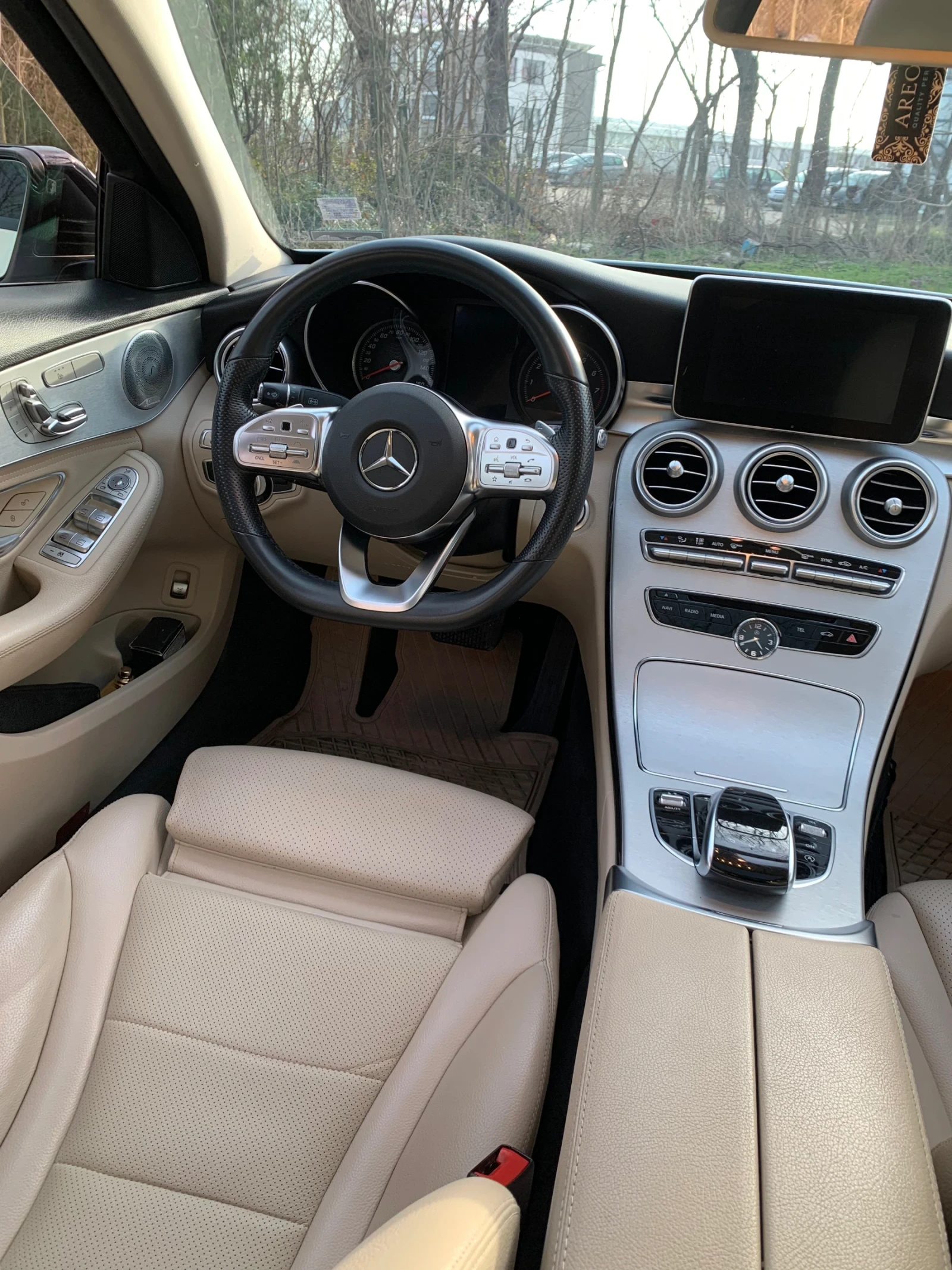 Mercedes-Benz C 300 AMG 4MATIC 7G-Tronic , снимка 9 - Автомобили и джипове - 53967555