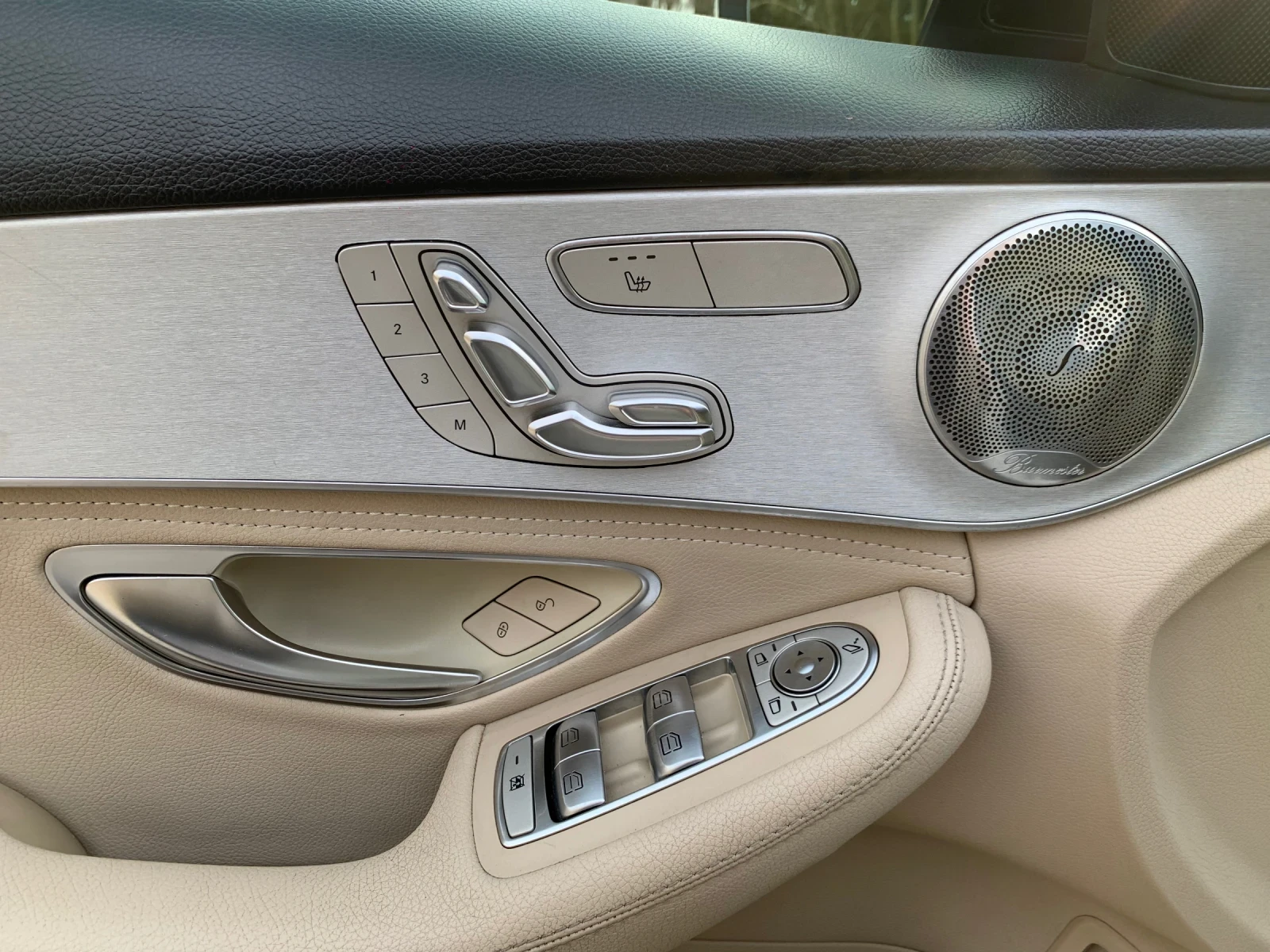 Mercedes-Benz C 300 AMG 4MATIC 7G-Tronic , снимка 12 - Автомобили и джипове - 53967555