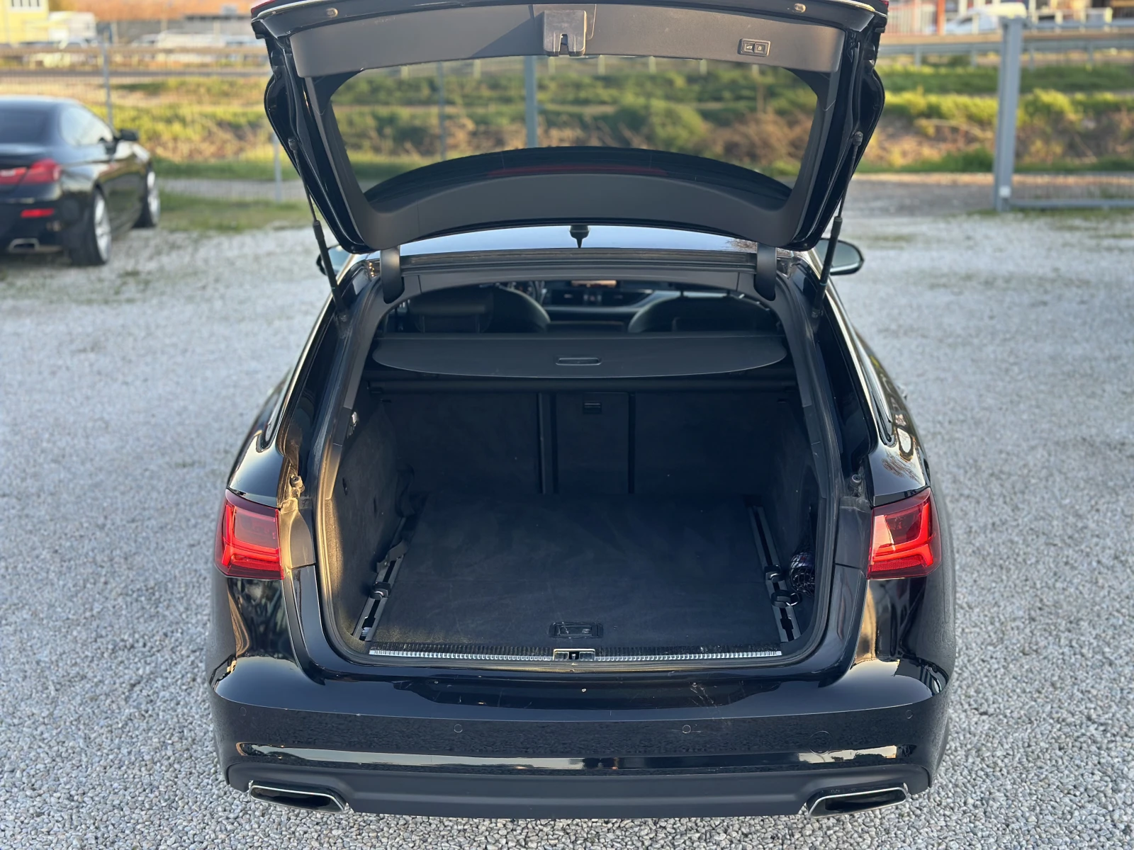 Audi A6 3.0TD| QUATTRO| ВЪЗДУШНО ОКАЧВАНЕ| СЕРВИЗНА ИСТОРИ, снимка 16 - Автомобили и джипове - 54145939