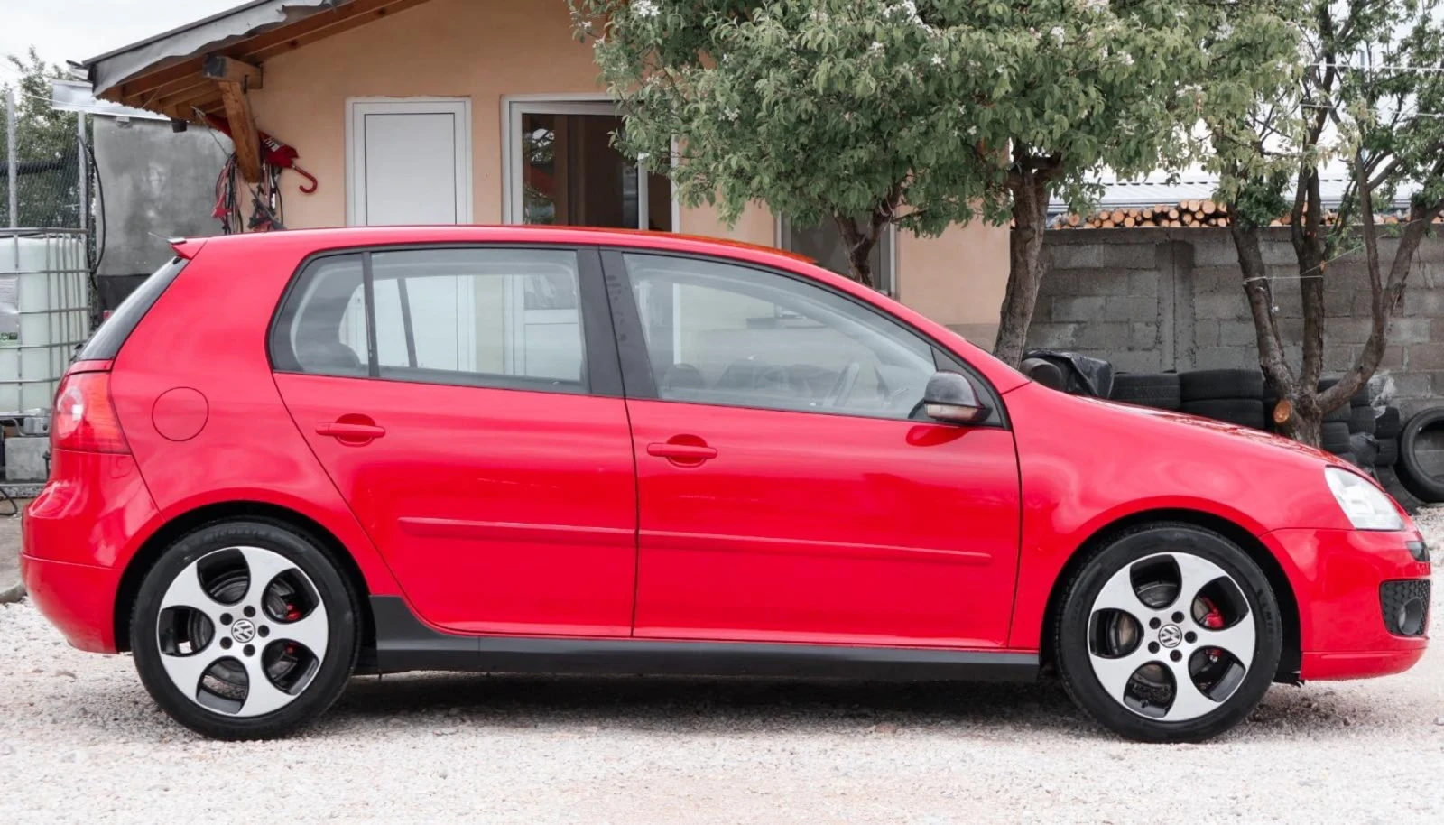 VW Golf 1.9tdi 105kc. Gti paket, снимка 5 - Автомобили и джипове - 54380433