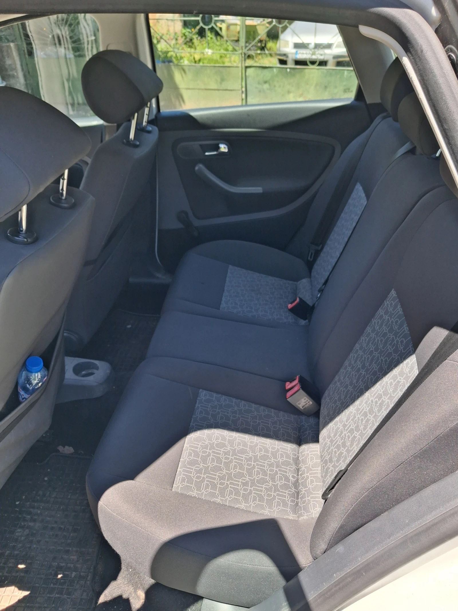 Seat Ibiza 1.2, снимка 7 - Автомобили и джипове - 54555866