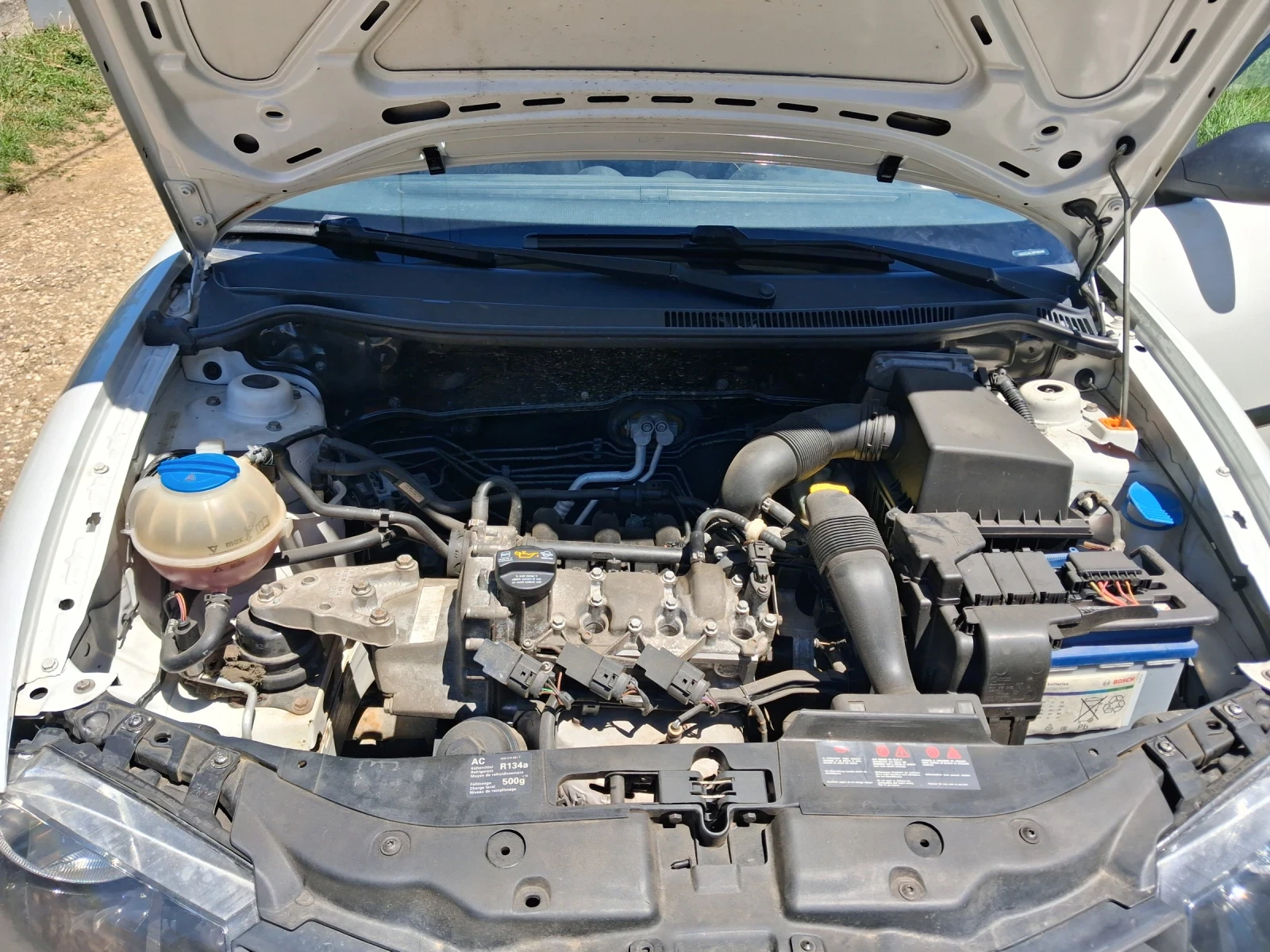 Seat Ibiza 1.2, снимка 9 - Автомобили и джипове - 54555866