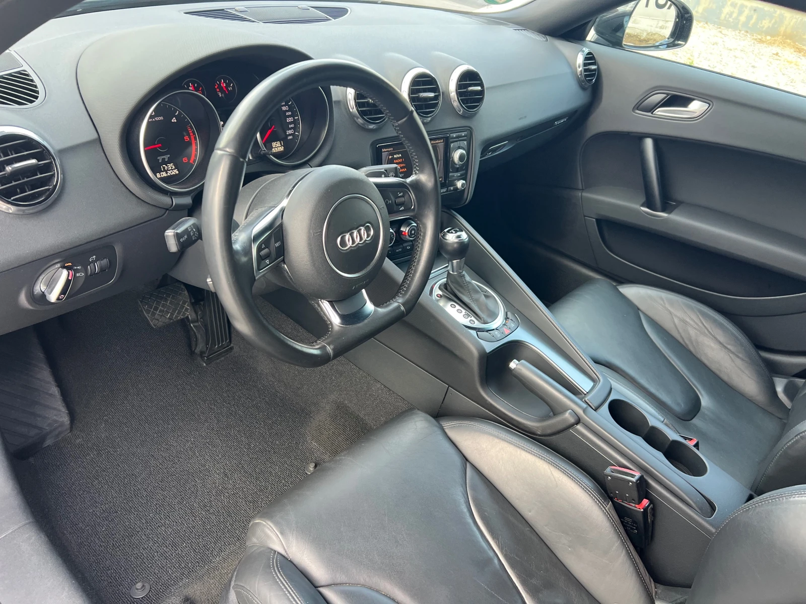 Audi Tt 2.0 TDI S-LINE QUATTRO , снимка 10 - Автомобили и джипове - 54824124