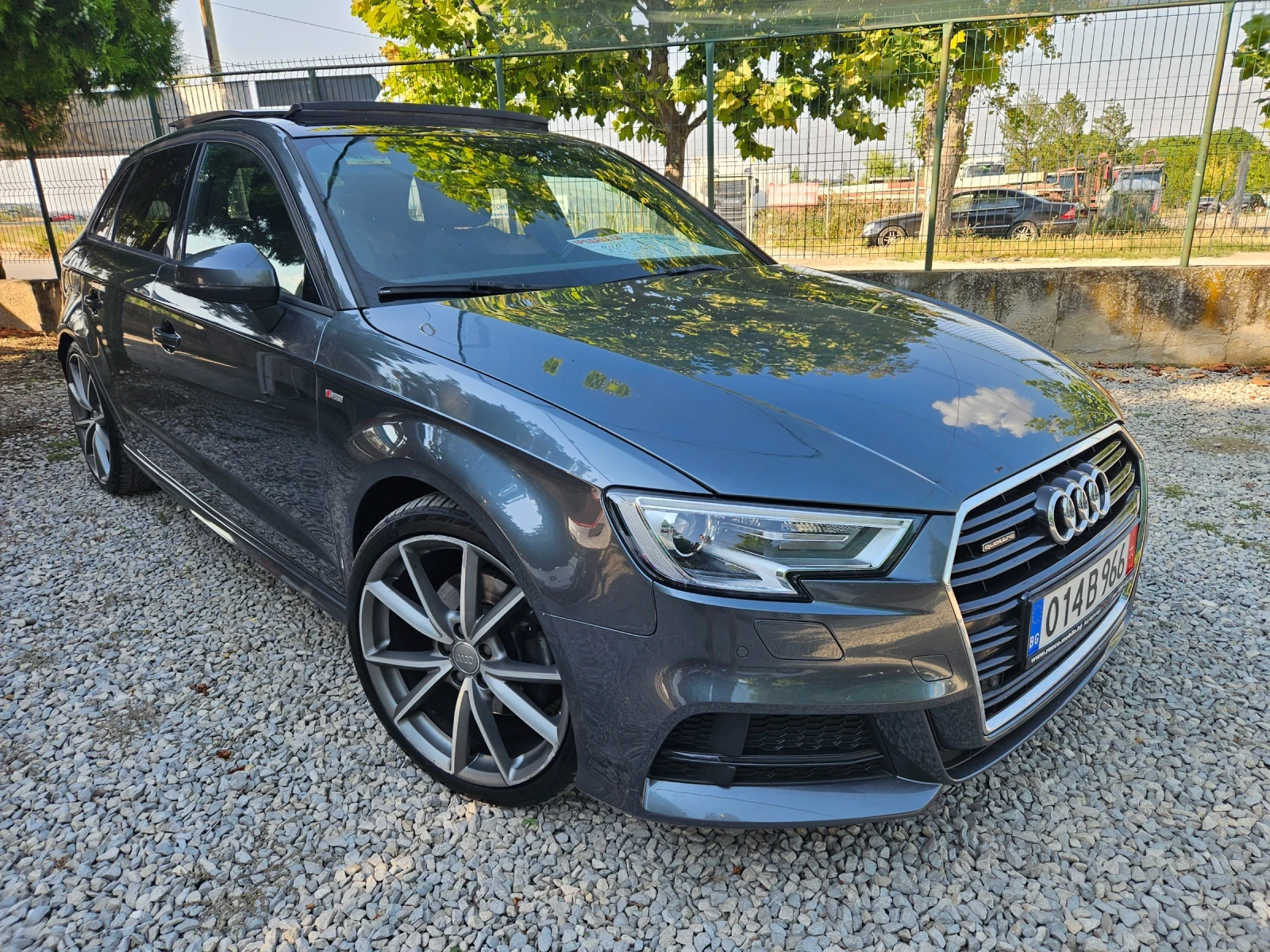 Audi A3 2, 0 TDI Sline Quattro, снимка 2 - Автомобили и джипове - 54997353