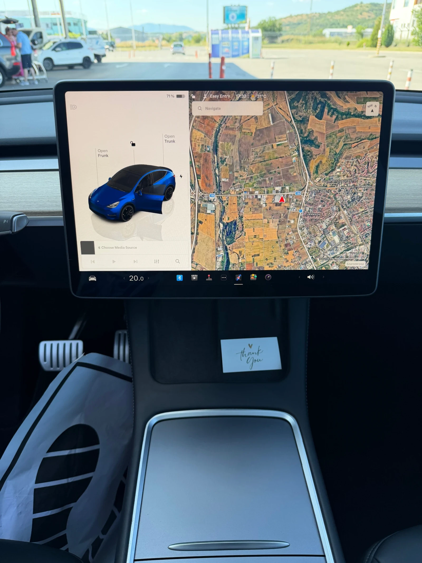 Tesla Model Y Performance, снимка 14 - Автомобили и джипове - 55243309