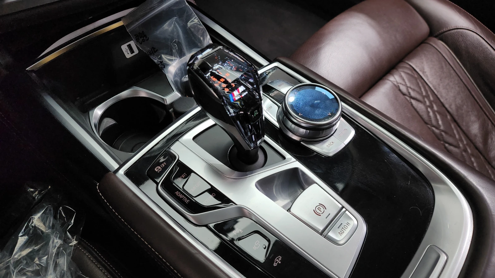 BMW 740 M760LI CONV* 360* МАСАЖ* ОБДУХ* DIS* SOFT-CLOSE* H, снимка 13 - Автомобили и джипове - 55301359