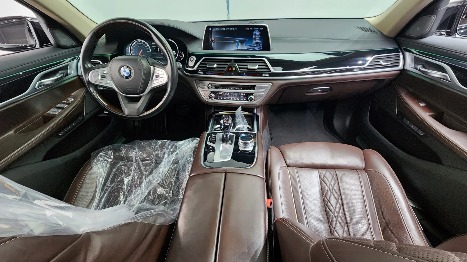 BMW 740 M760LI CONV* 360* МАСАЖ* ОБДУХ* DIS* SOFT-CLOSE* H, снимка 7 - Автомобили и джипове - 55301359