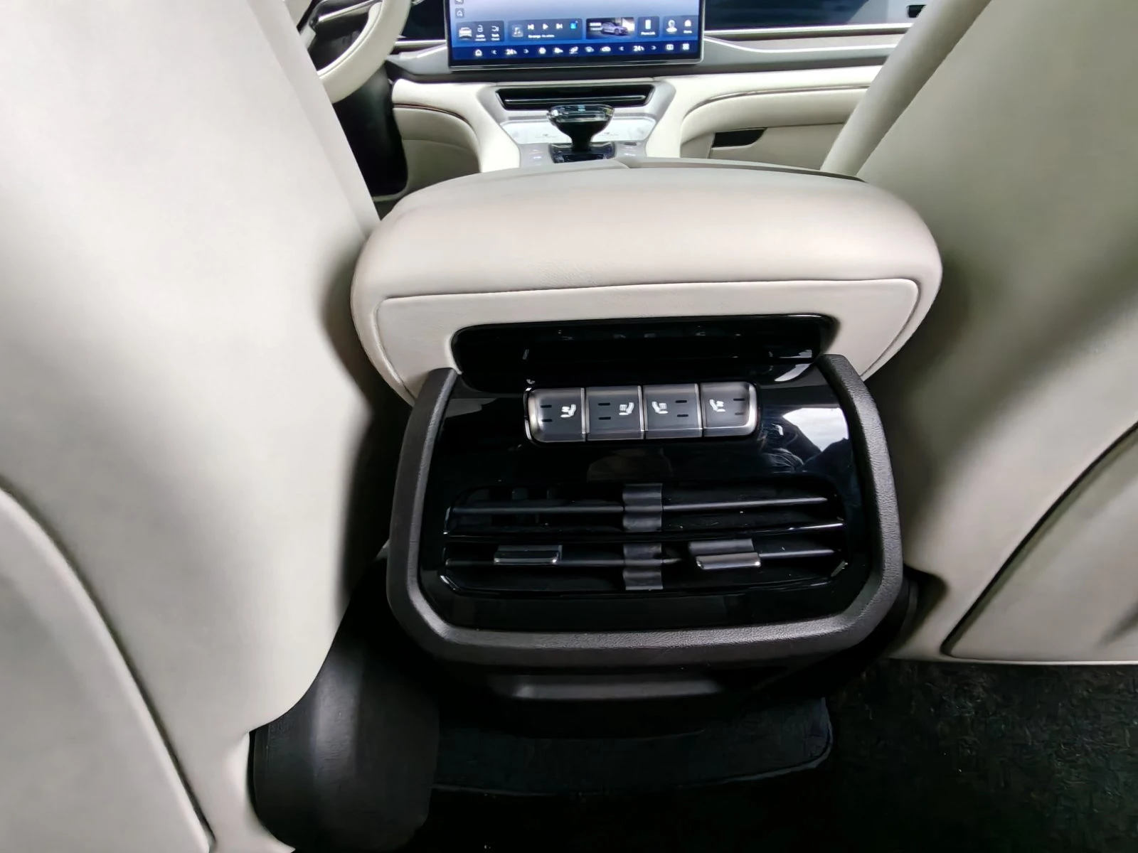 Denza N7 91.3 kWh HONOR version ������� | Mobile.bg � ����������� 12