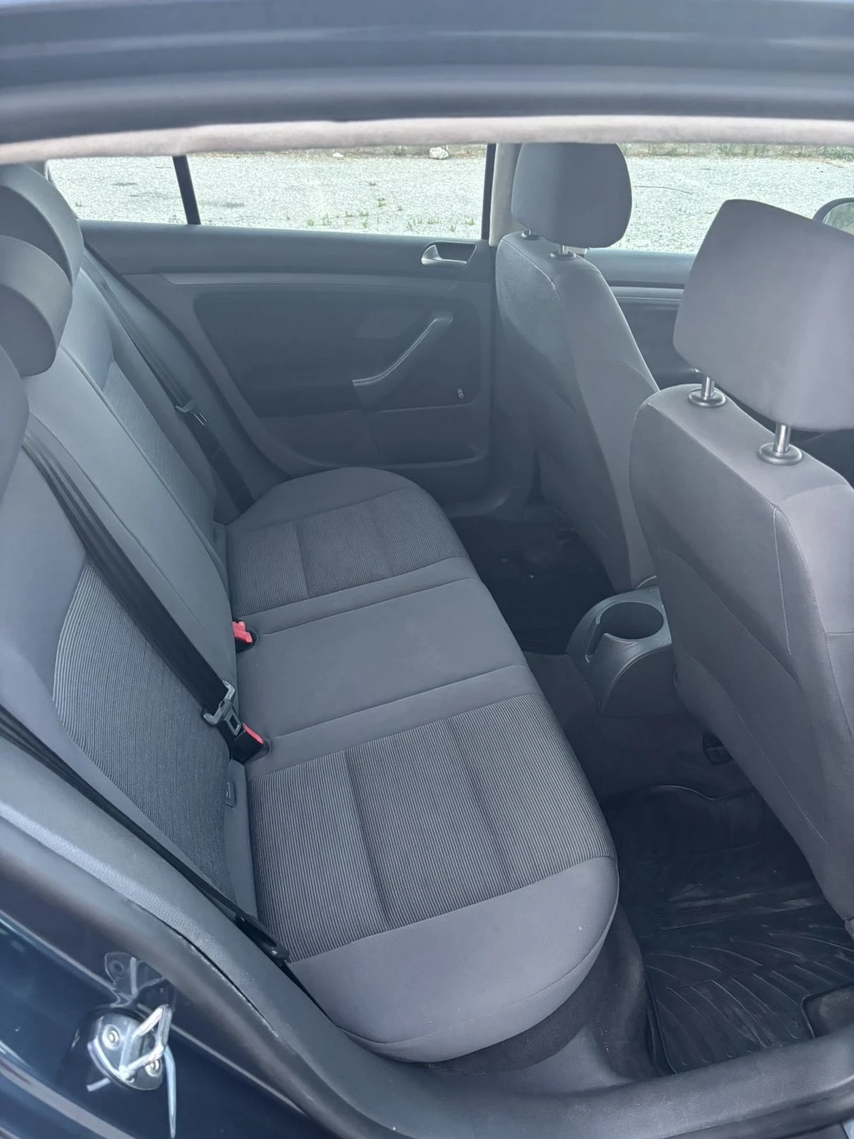 VW Golf 5, снимка 8 - Автомобили и джипове - 55396085