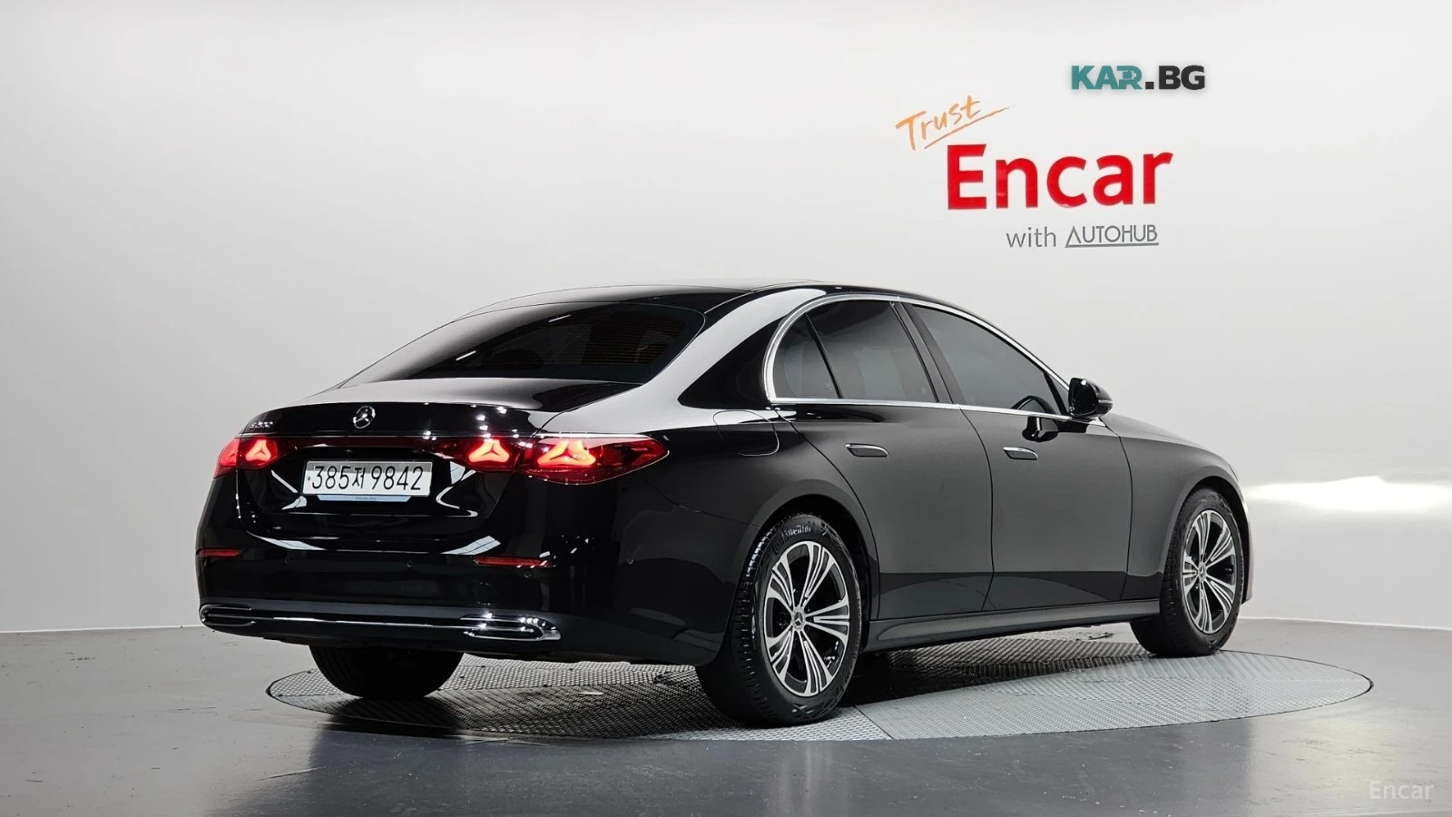 Mercedes-Benz E 200 DISTRONIC* ПОДГРЕВ* ОБДУХВАНЕ* 360* ПАНОРАМА* , снимка 3 - Автомобили и джипове - 55818616
