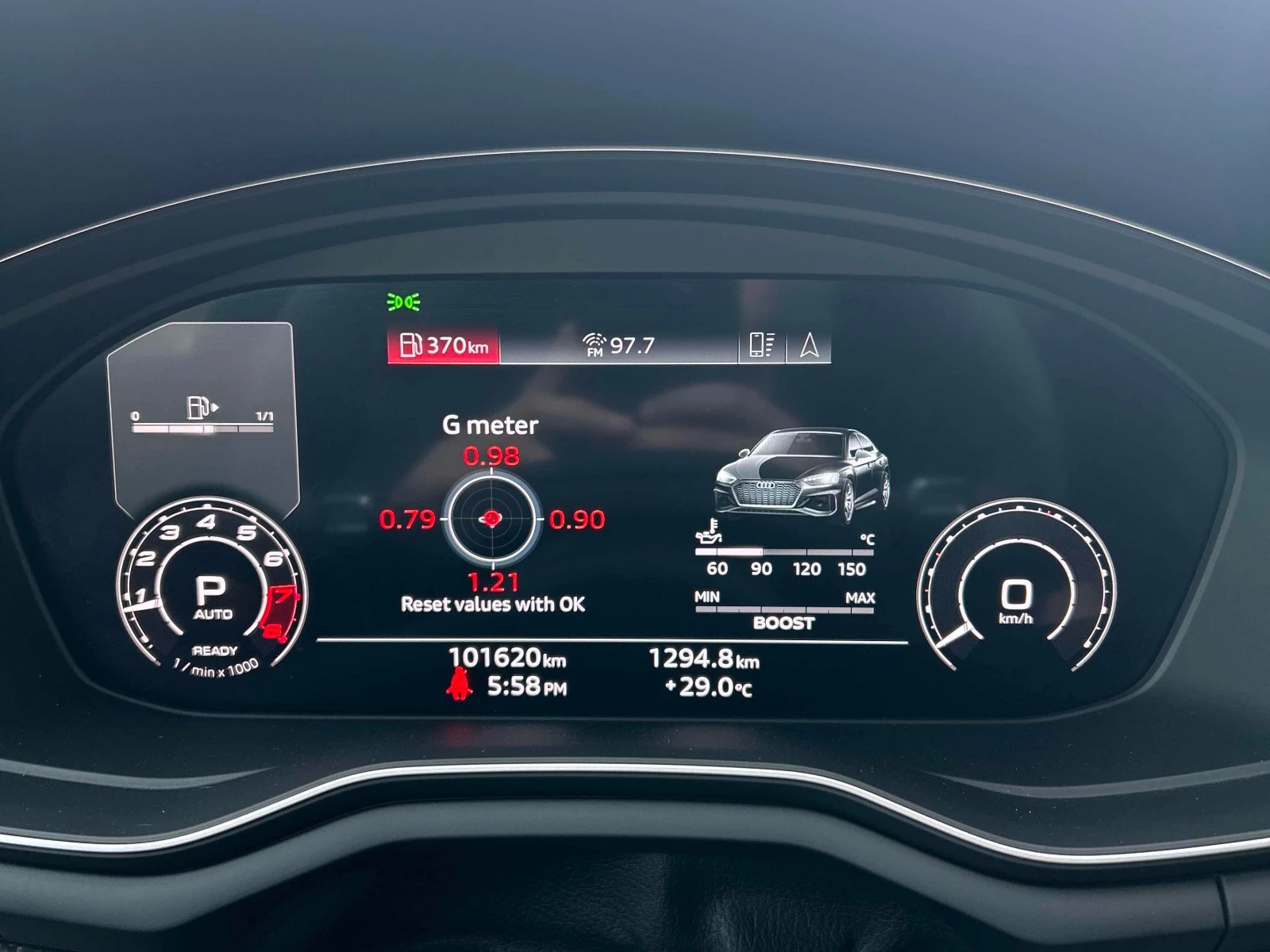 Audi Rs5 * CARFAX * ДИСТРОНИК * 360 КАМЕРА * АВТОКРЕДИТ, снимка 8 - Автомобили и джипове - 55943646
