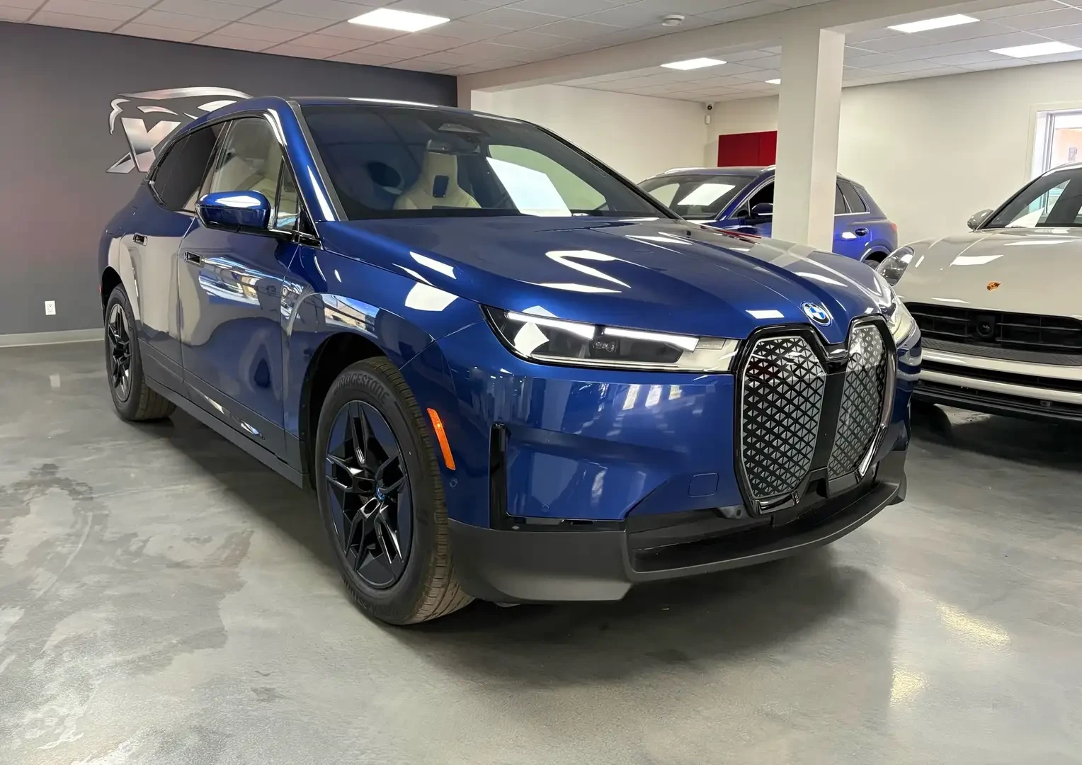 BMW iX ����������* �����* �����* DIS* 4-����� ����������� | Mobile.bg � ����������� 3