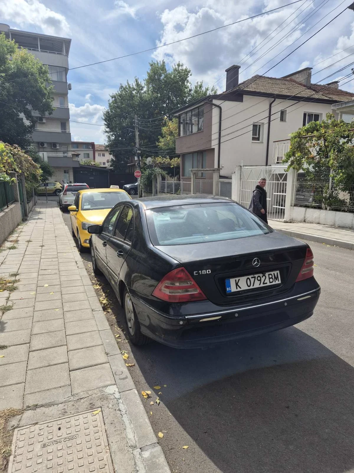 Mercedes-Benz 180 С180, 129к.с.