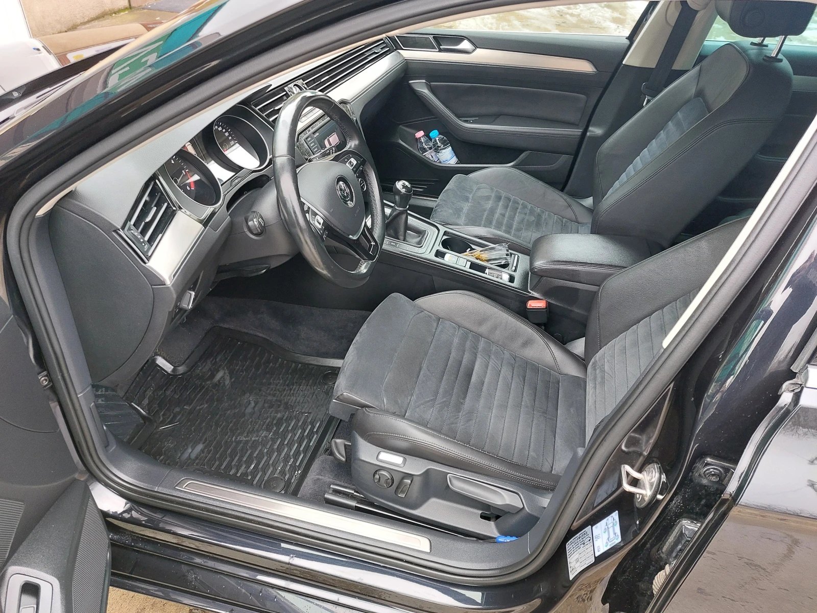 VW Passat, снимка 3 - Автомобили и джипове - 56513659