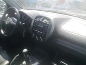 Toyota Rav4 2.0 D4D, снимка 3
