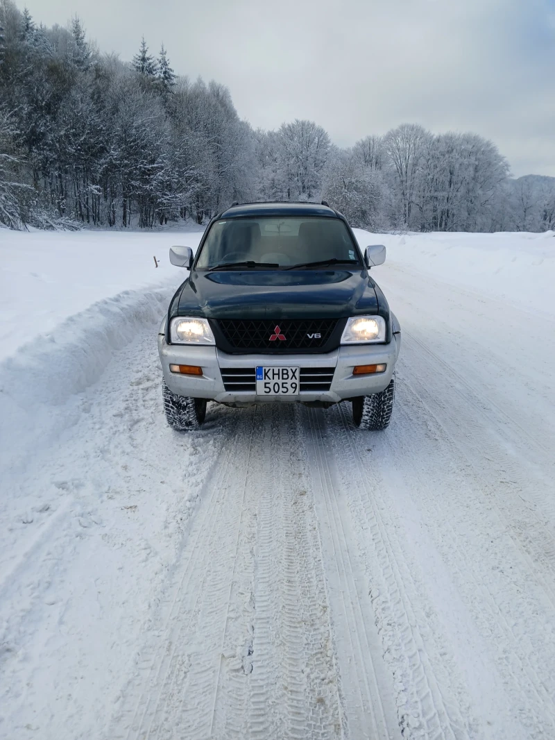 Mitsubishi L200 V6 TRITON, снимка 1 - Автомобили и джипове - 47903689