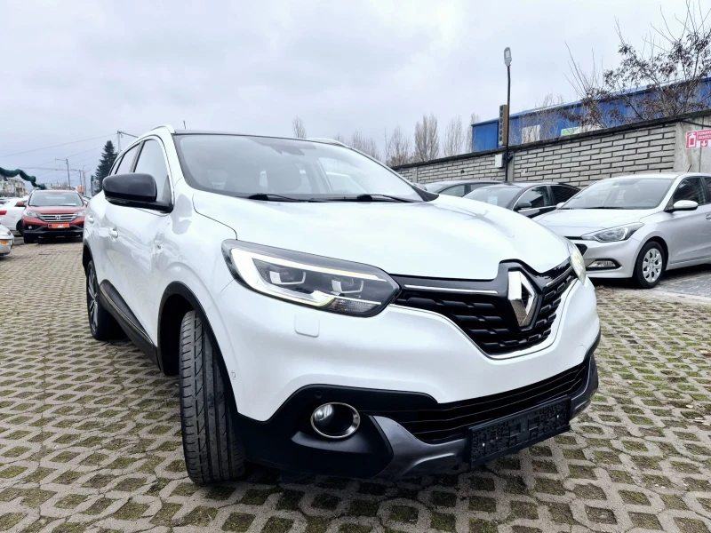 Renault Kadjar 4x4 NAVI KAMERA PANORAMA, снимка 3 - Автомобили и джипове - 48979457