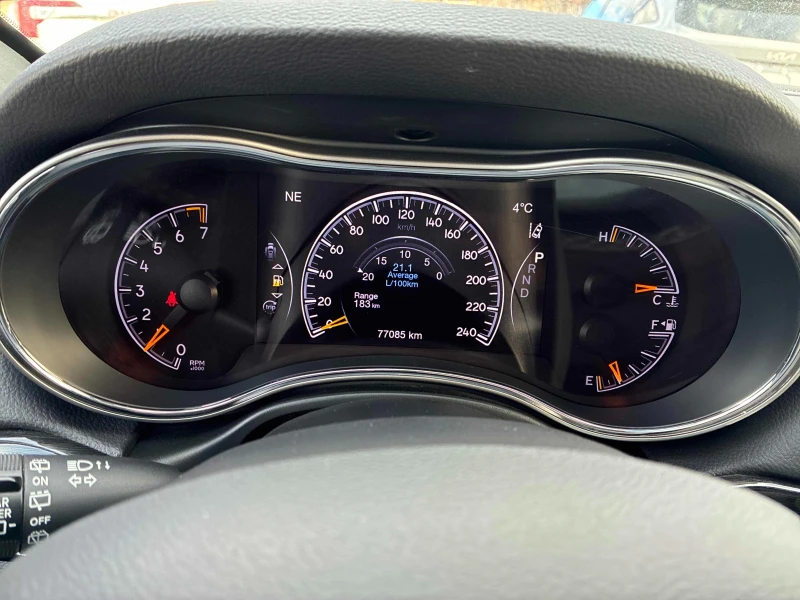 Jeep Grand cherokee Trailhawk * * CARFAX * * АВТО КРЕДИТ * * , снимка 13 - Автомобили и джипове - 52472978