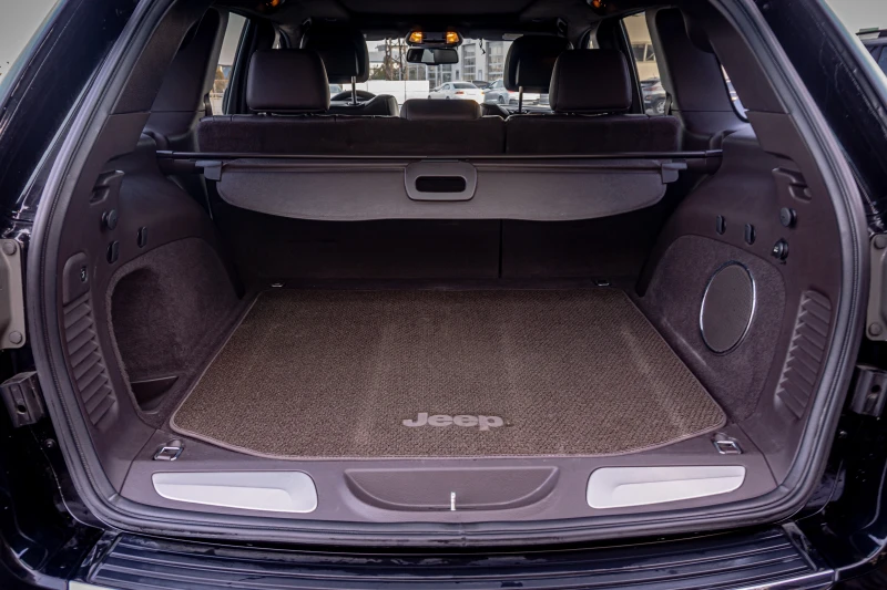 Jeep Grand cherokee SUMMIT-ПЕРФЕКТНА-6М.ГАРАНЦИЯ! , снимка 7 - Автомобили и джипове - 52822209