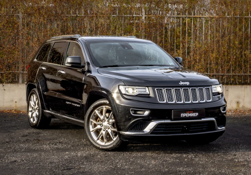 Jeep Grand cherokee SUMMIT-ПЕРФЕКТНА-6М.ГАРАНЦИЯ! , снимка 3 - Автомобили и джипове - 52822209