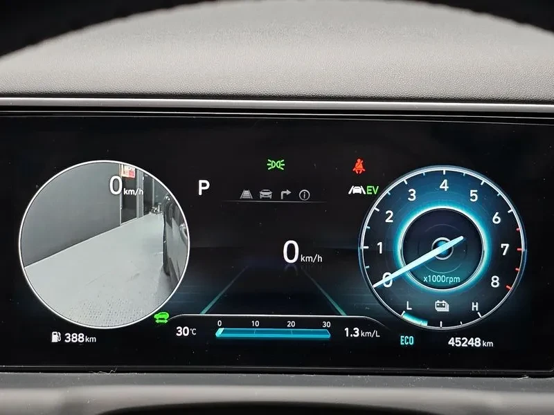Hyundai Tucson, снимка 8 - Автомобили и джипове - 54833530