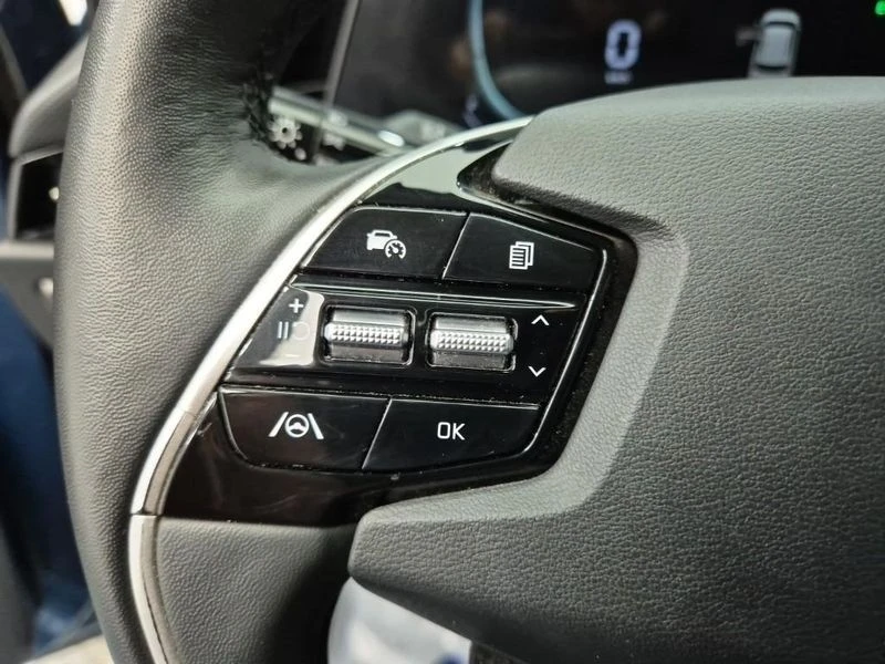 Kia Niro 1.6 Automatic, снимка 7 - Автомобили и джипове - 55867911