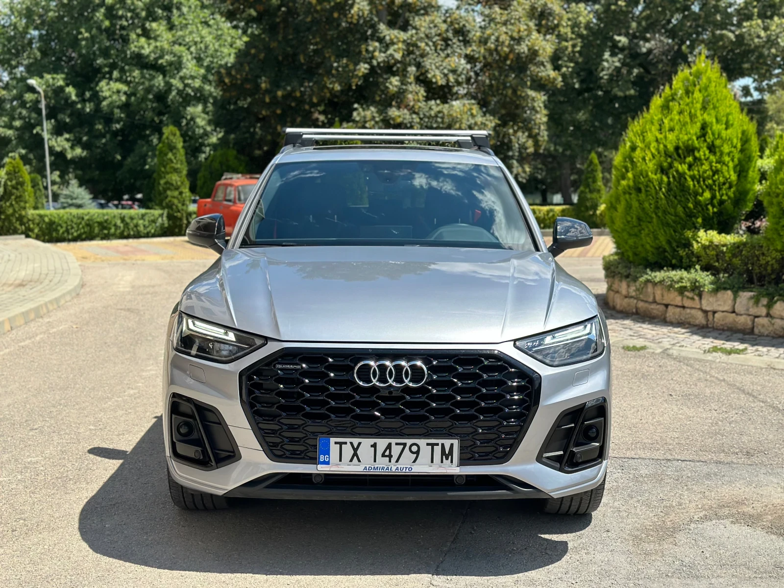 Audi Q5 Hybrid s-line - изображение 2