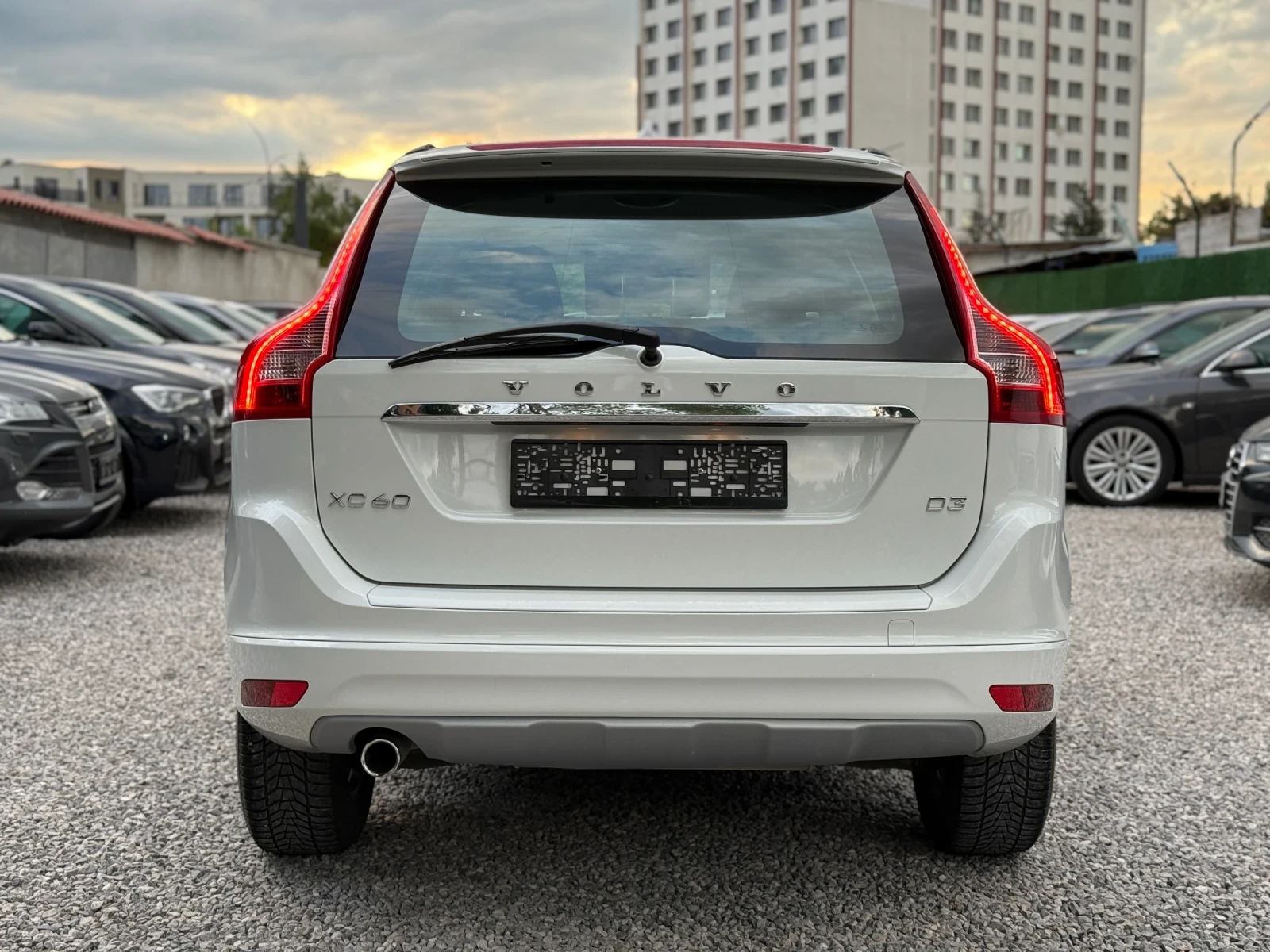 Volvo XC60 2.0d/150hp/FACELIFT/EURO 6 - изображение 6