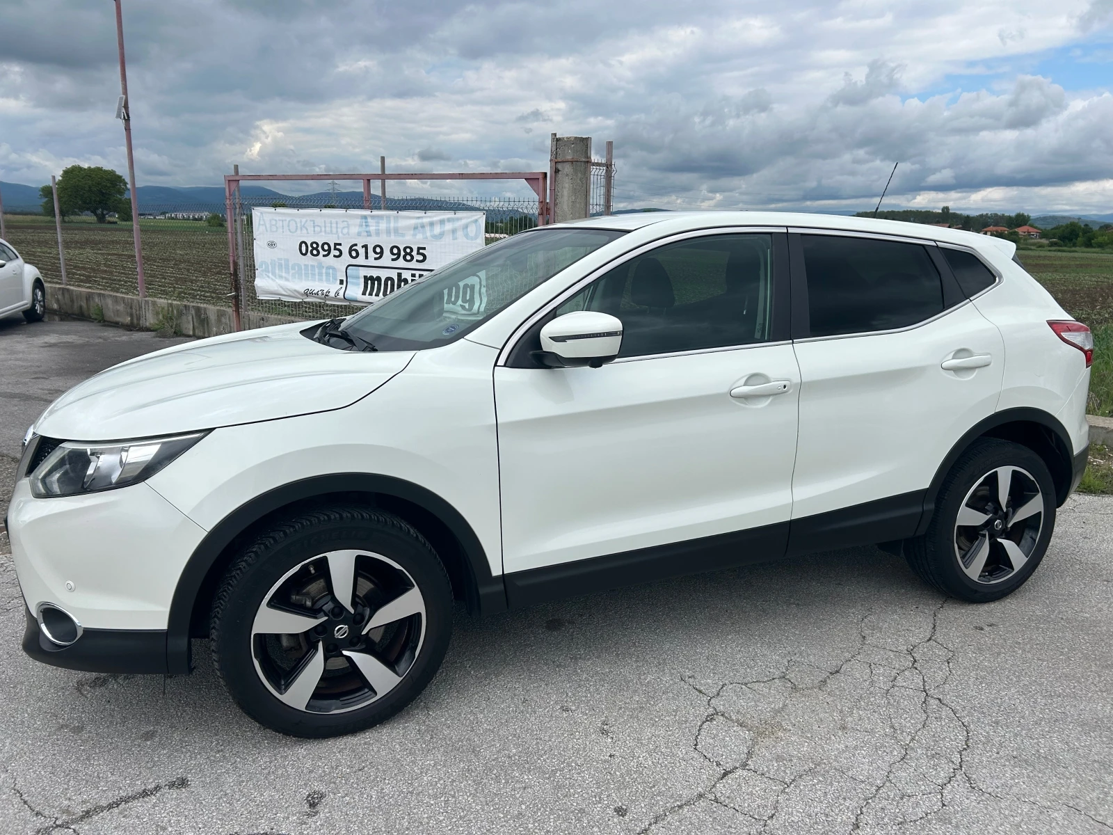 Nissan Qashqai 1.2 TEKNA/AUTOMAT/LED/360 - изображение 2