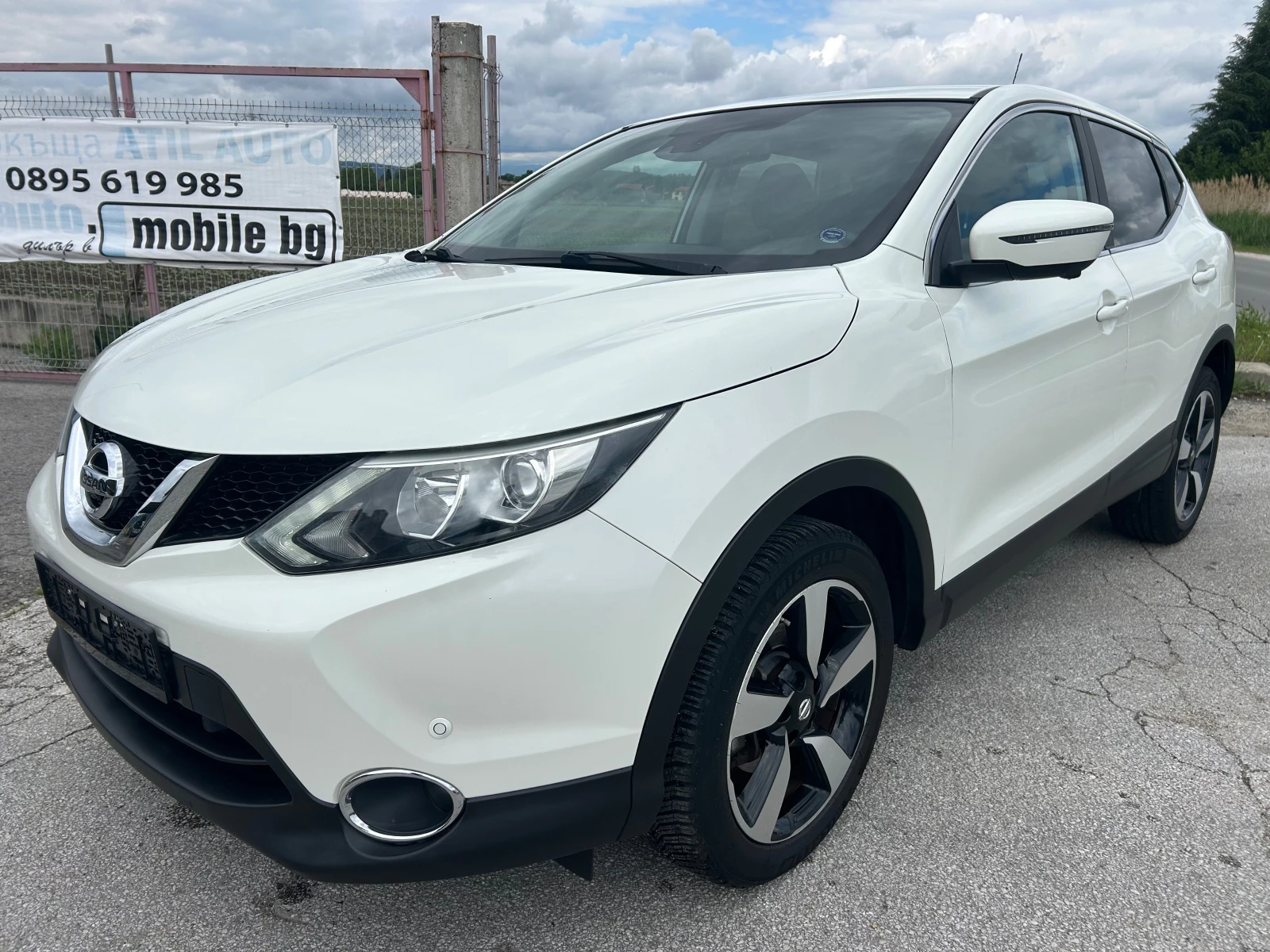 Nissan Qashqai 1.2 TEKNA/AUTOMAT/LED/360 - изображение 4