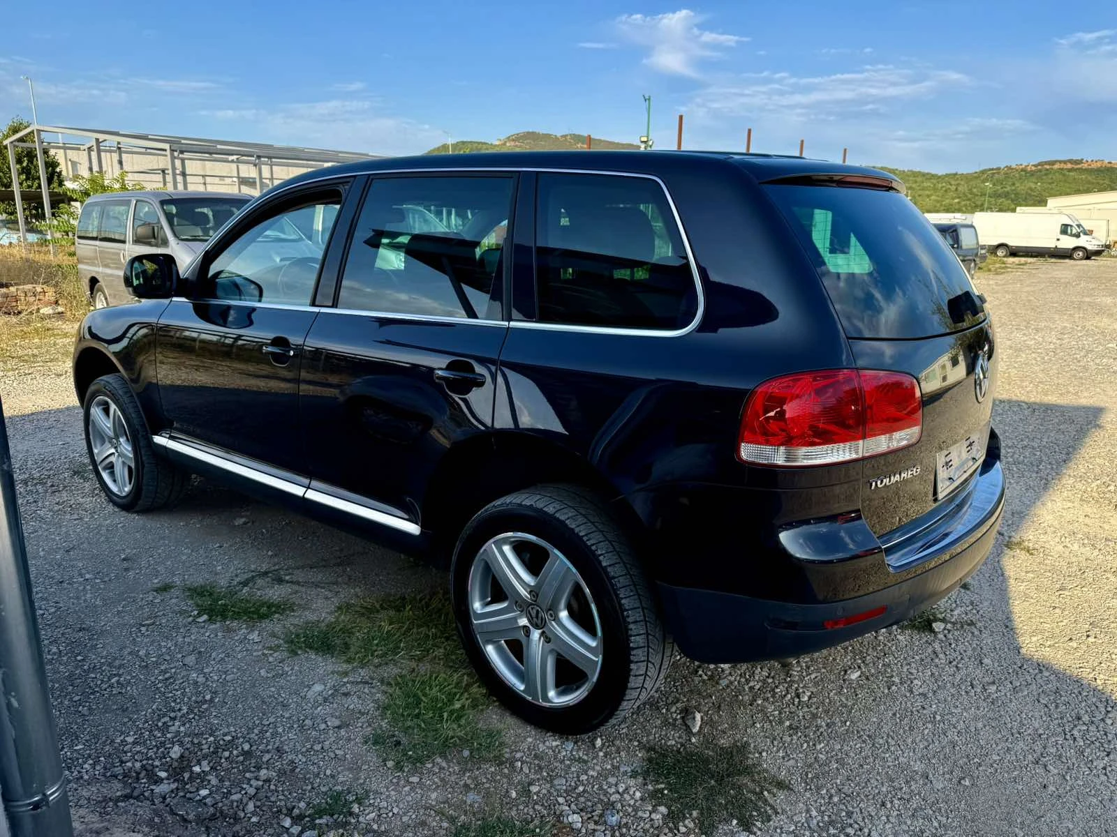 VW Touareg 3.0TDI АВТОМАТ КОЖА - изображение 8