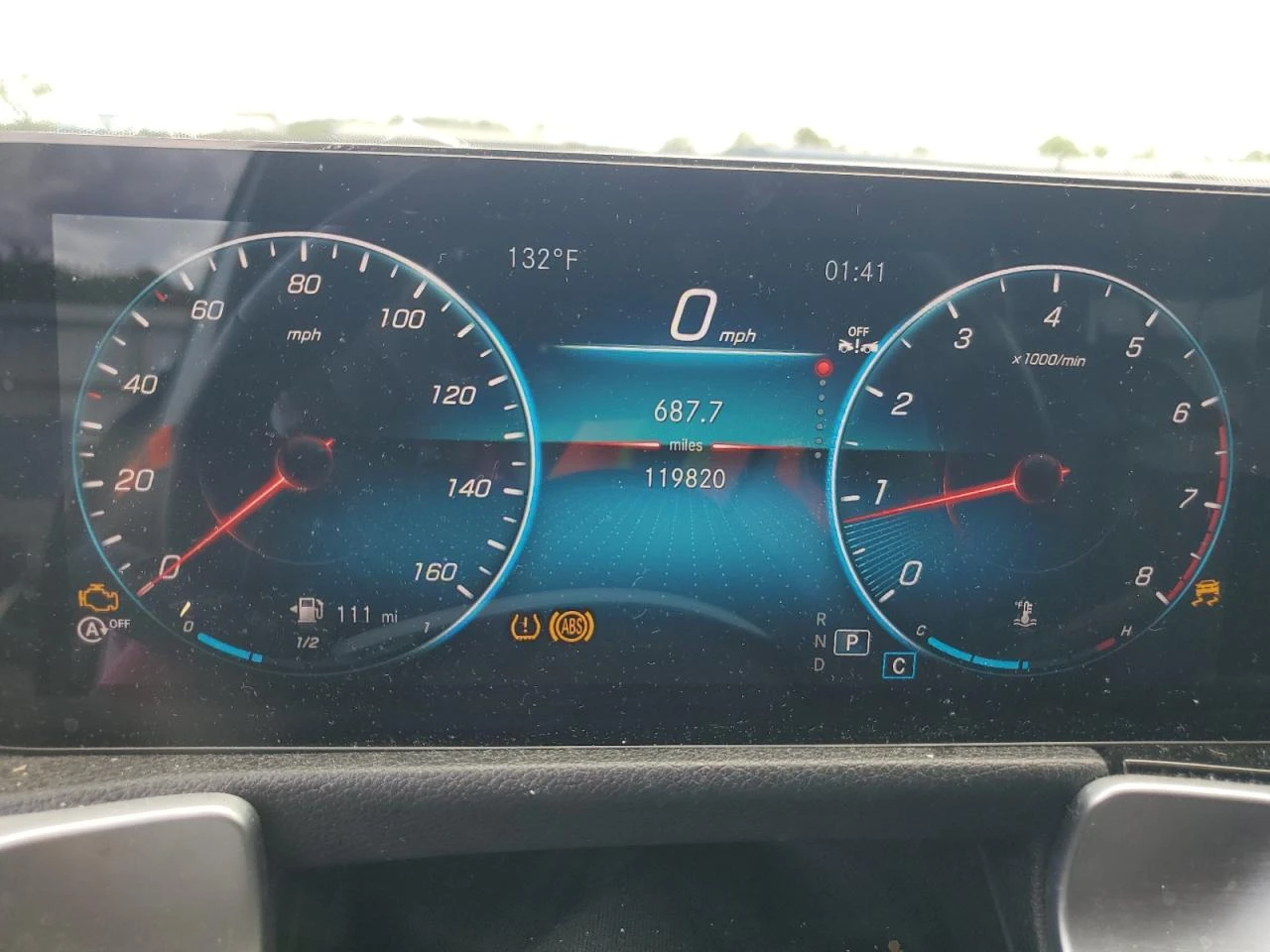 Mercedes-Benz GLB 250 4MATIC/с части - изображение 9