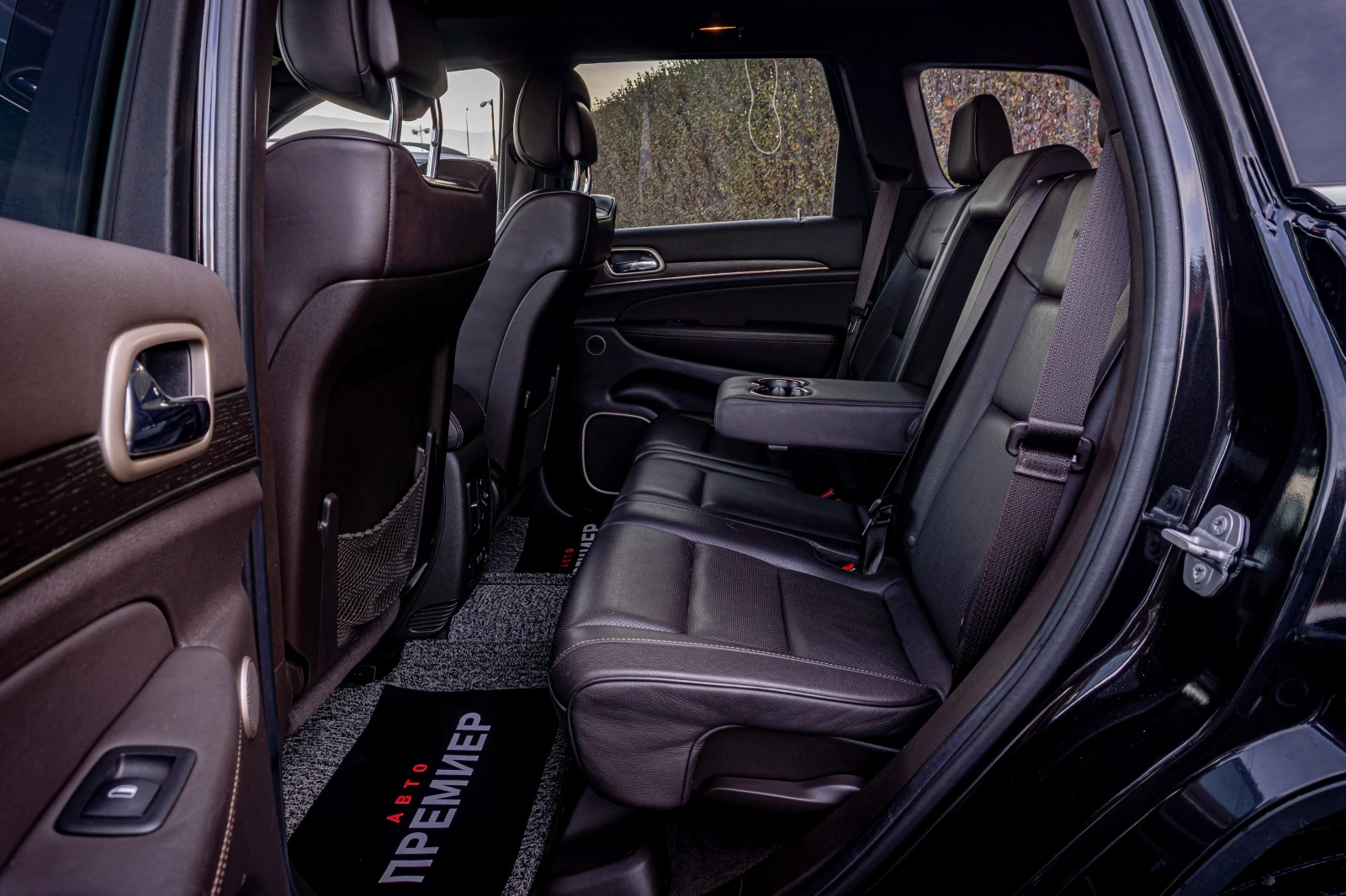 Jeep Grand cherokee SUMMIT-ПЕРФЕКТНА-6М.ГАРАНЦИЯ!  - изображение 10