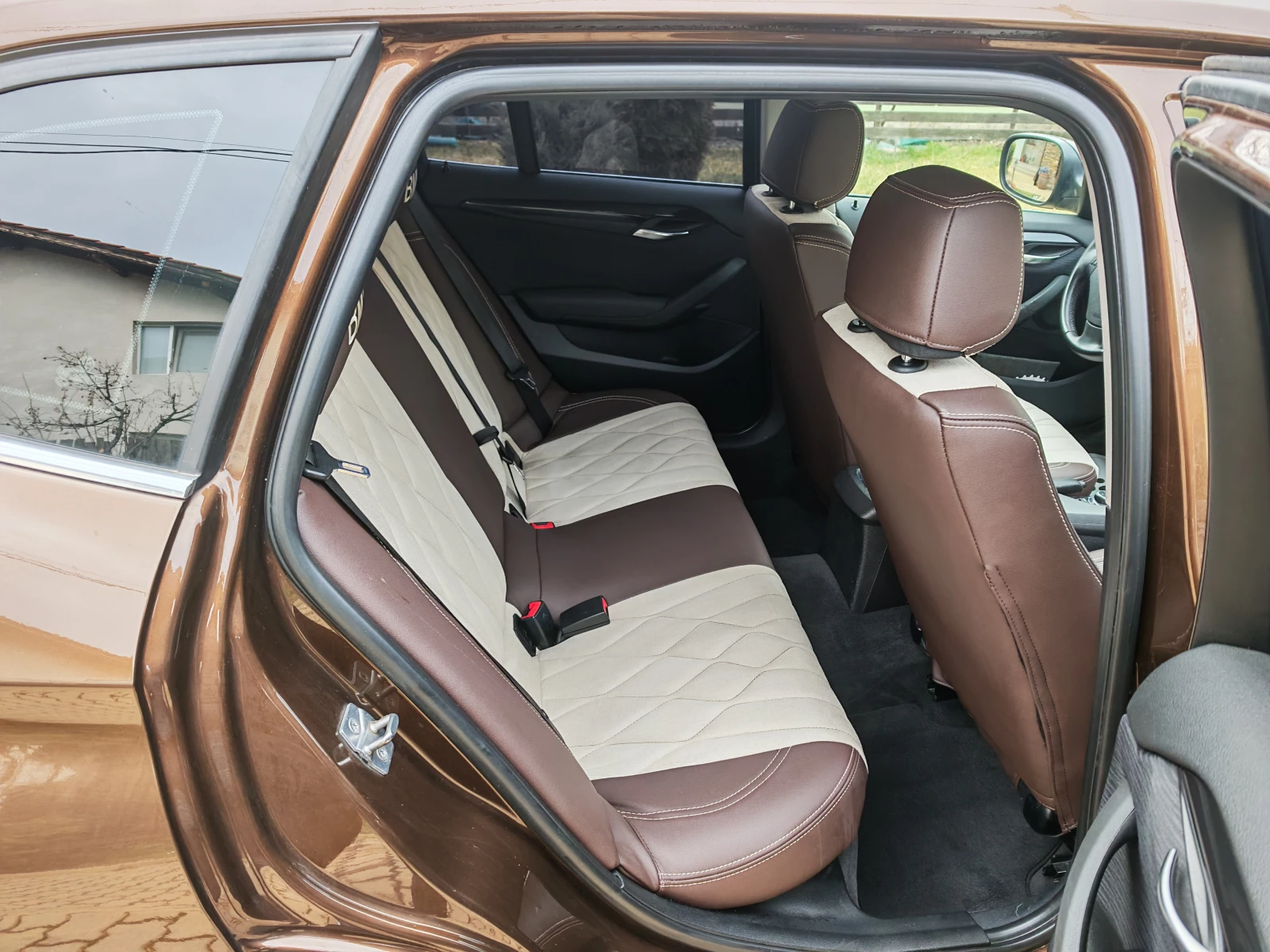 BMW X1  23XDrive 204�.�.-����-���� | Mobile.bg � ����������� 10