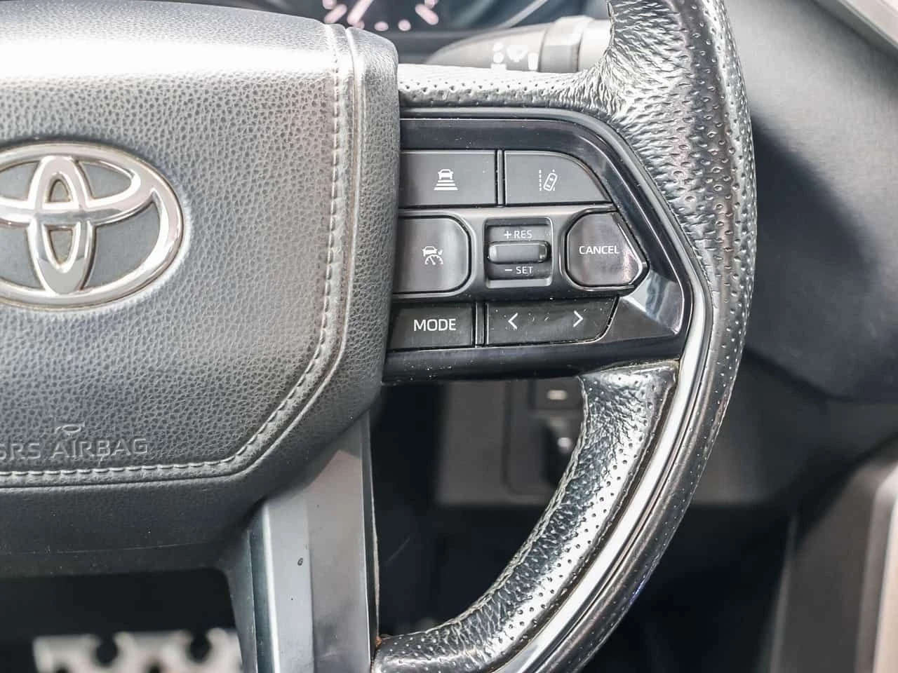 Toyota Tundra SR5  CARFAX, снимка 5 - Автомобили и джипове - 53864492