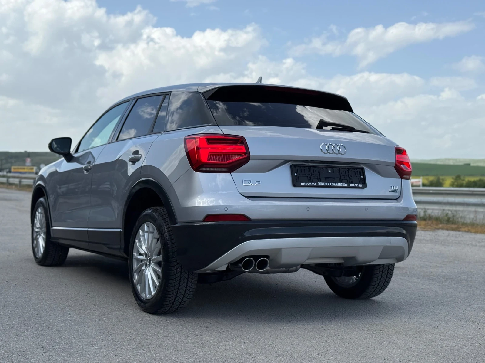 Audi Q2 2.0-TDI-quattro-АВТОМАТ-MATRIX-ЛЕД-ДИСТРОНИК, снимка 4 - Автомобили и джипове - 54508683