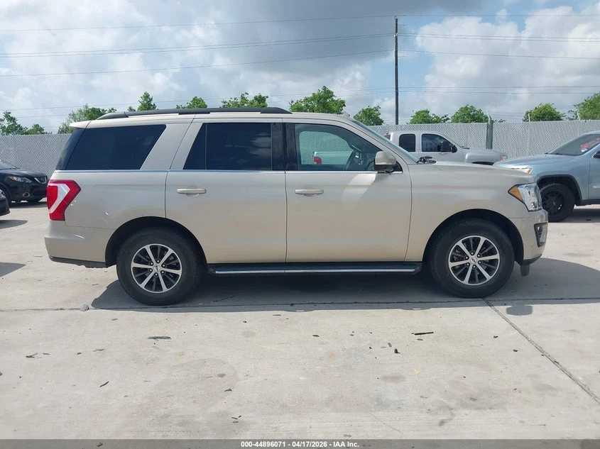Ford Expedition 3.5l Xlt* CARFAX* РЕАЛНИ КИЛОМЕТРИ* КОЖА* , снимка 13 - Автомобили и джипове - 54582358