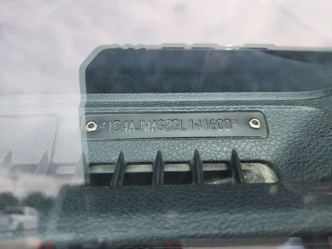 Jeep Wrangler  4wd 2dr Sport / CARFAX / ЦЕНА ДО БЪЛГАРИЯ /, снимка 16 - Автомобили и джипове - 55180316