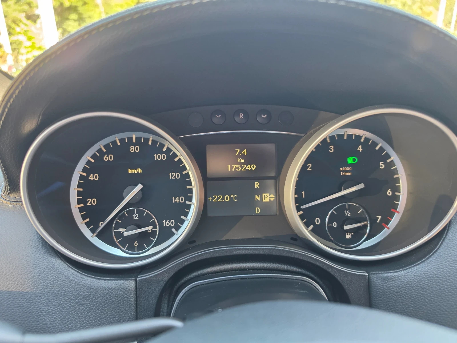 Mercedes-Benz GL 550, снимка 7 - Автомобили и джипове - 55975289