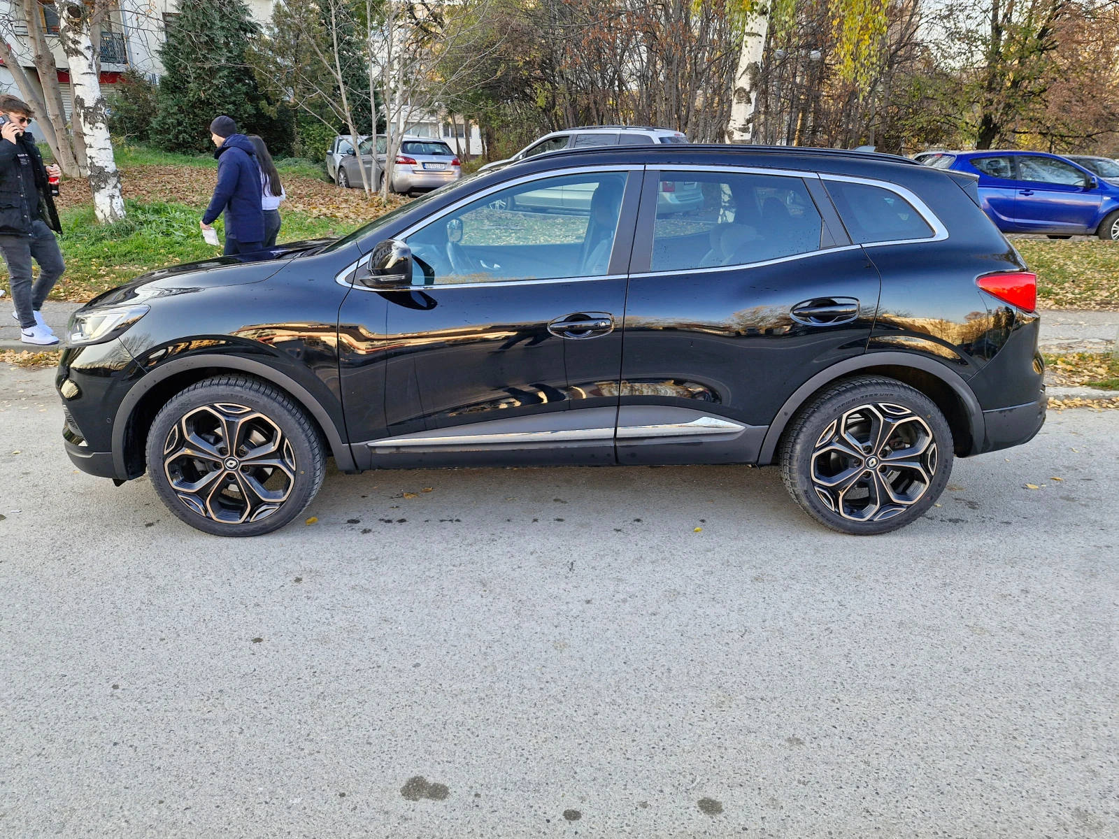 Renault Kadjar Black Edition, снимка 3 - Автомобили и джипове - 56497217