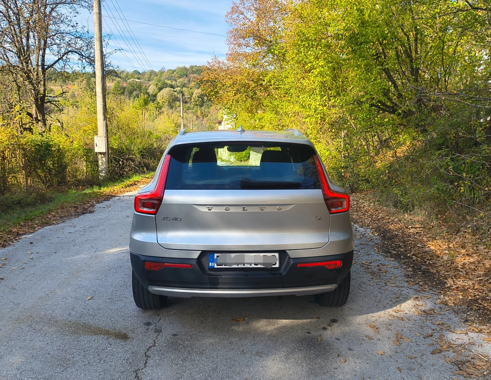 Volvo XC40 2.0, 188 кс, Т4, снимка 6 - Автомобили и джипове - 56750955