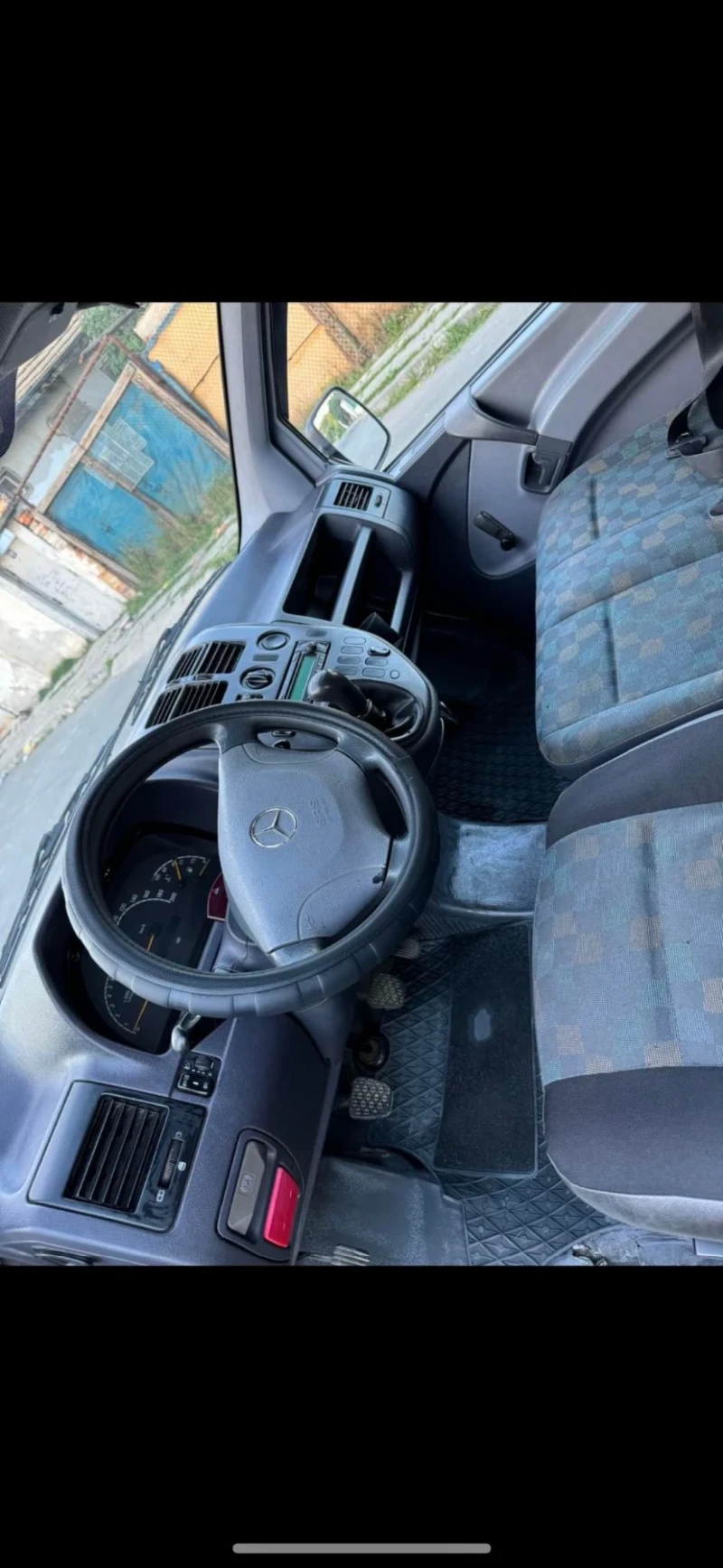 Mercedes-Benz Vito 2.2 CD? ( хладилен ), снимка 13 - Бусове и автобуси - 47326309