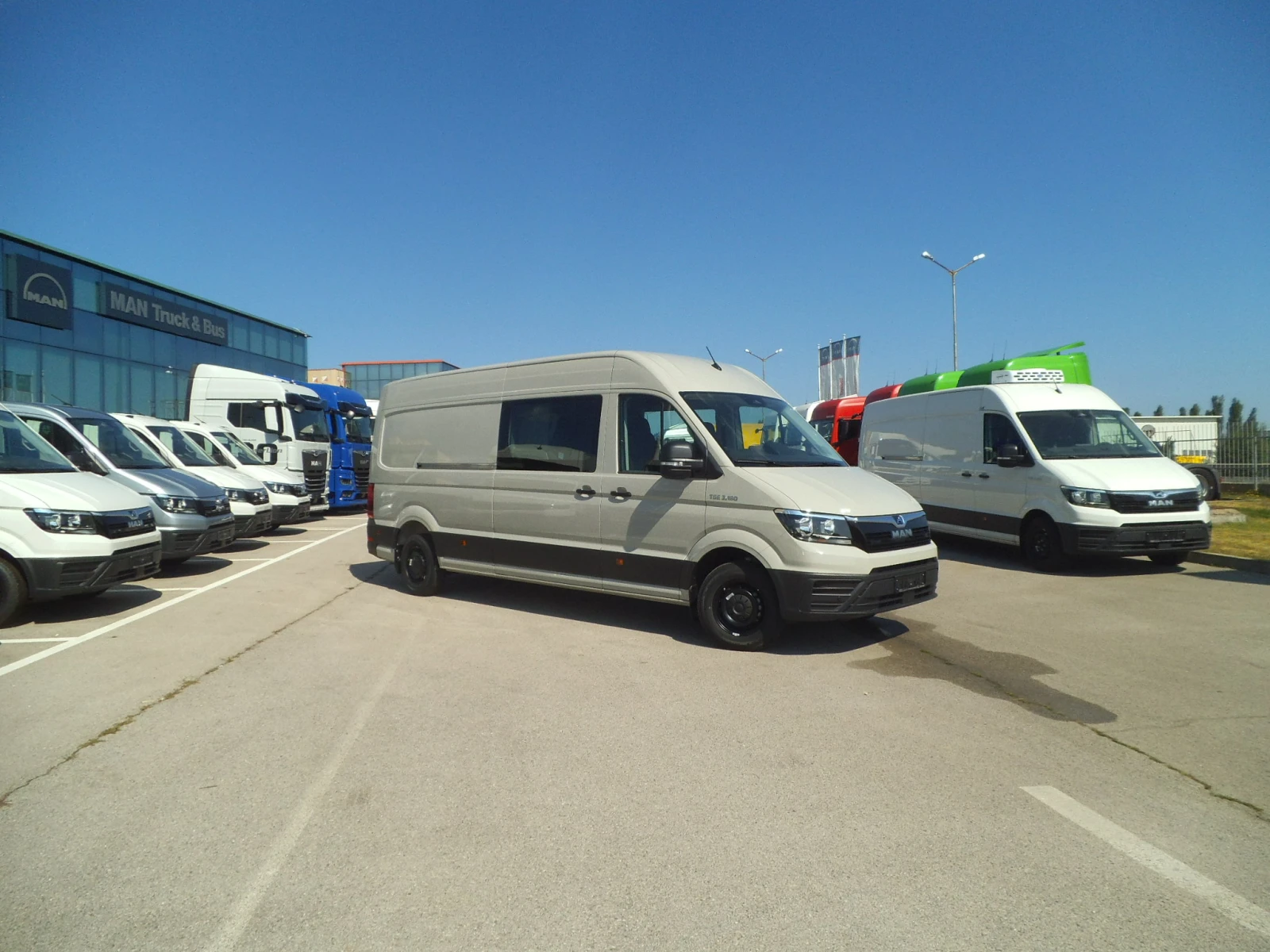 Man TGE 3.180 - бус - 6+ 1 местн, снимка 4 - Бусове и автобуси - 55429742