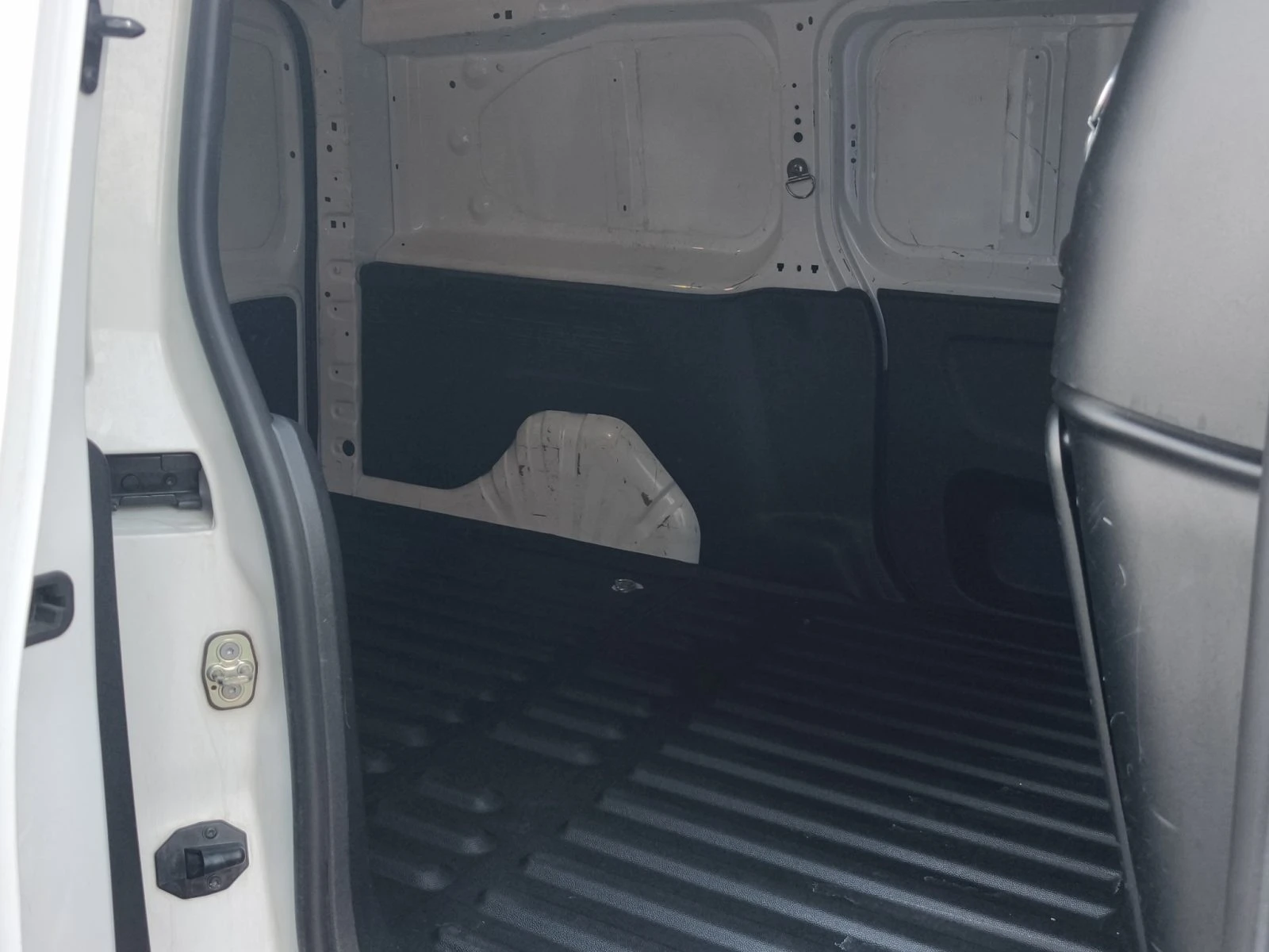 Citroen Berlingo XL 950 Club 1.5 BlueHDI 102 BVM5 E6//2101268 | Mobile.bg � ����������� 12